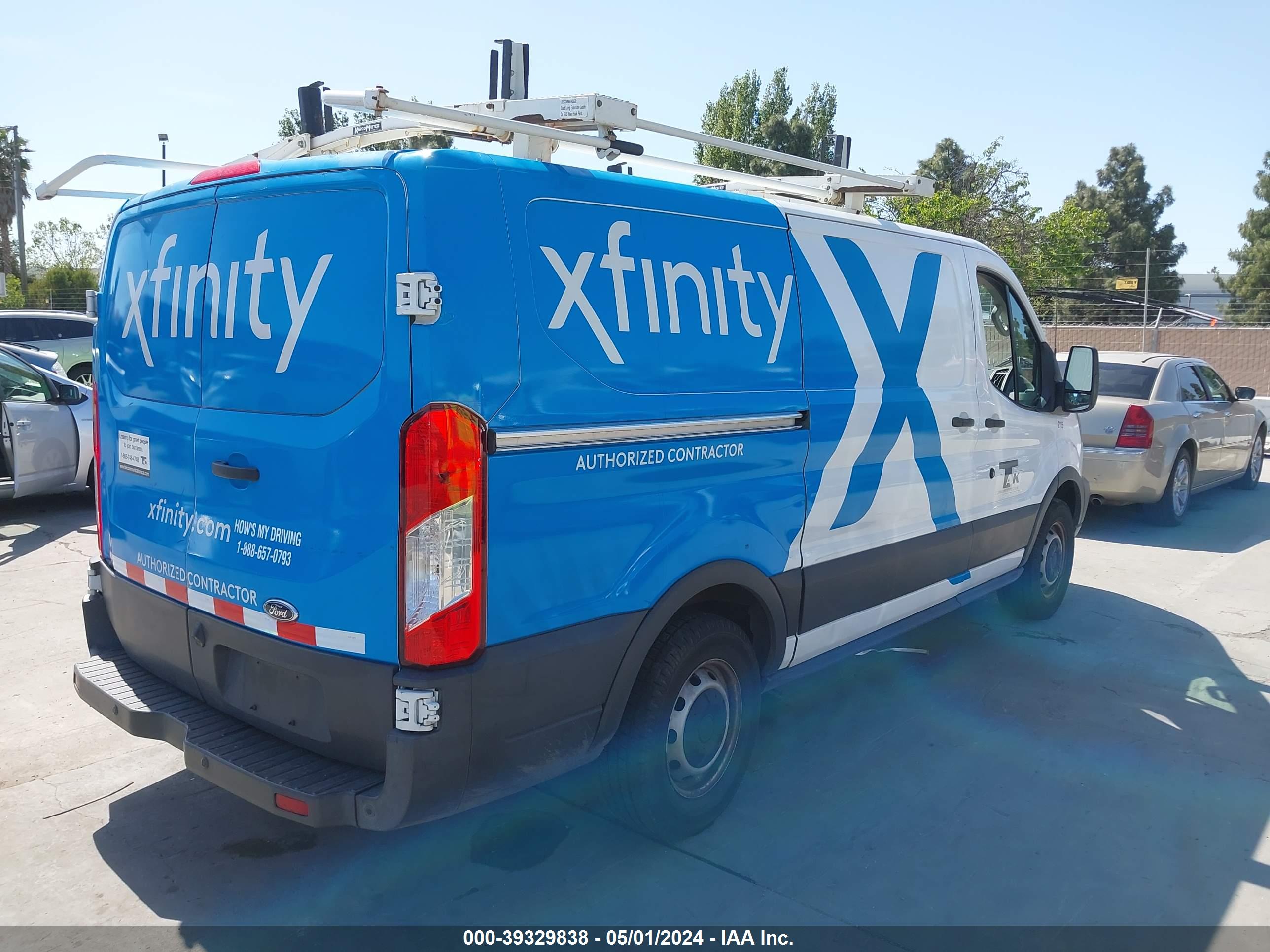 2016 FORD TRANSIT-150 — VIN 1FTYE1YM2GKB49008 — photo 4