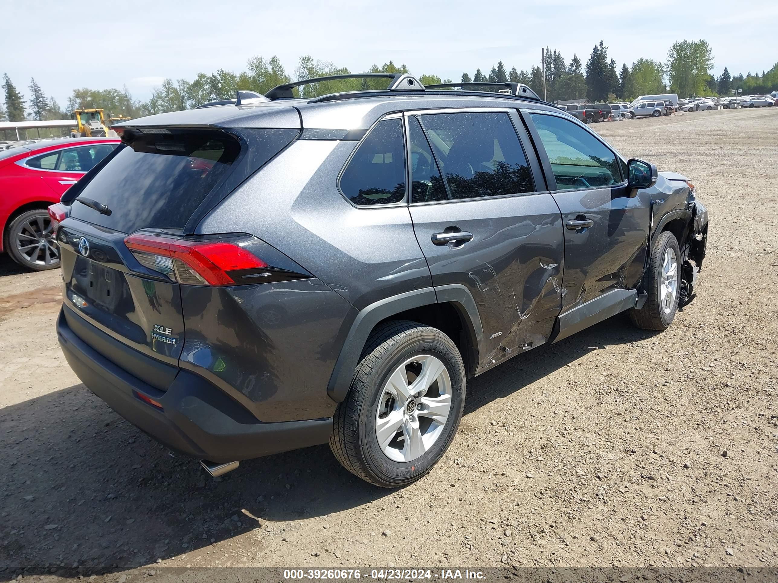 2021 TOYOTA RAV4 — VIN 4T3RWRFV7MU032636 — photo 4