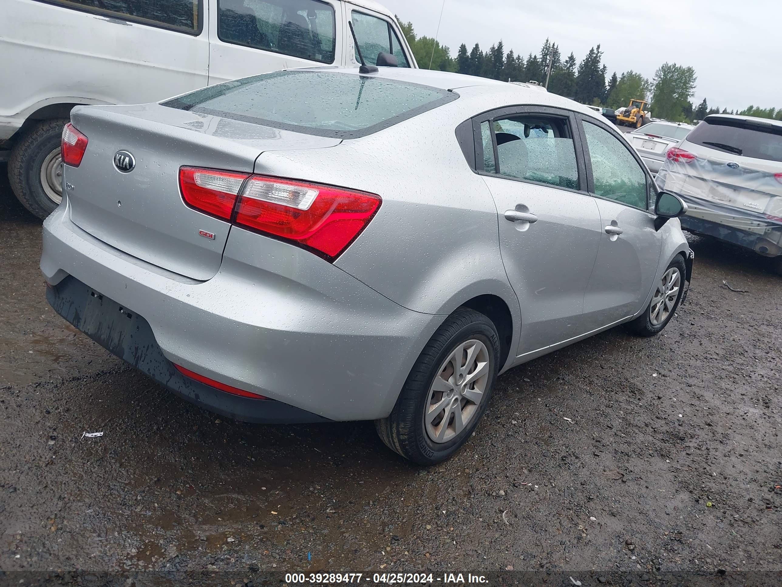 2016 KIA RIO — VIN KNADM4A35G6691150 — photo 4