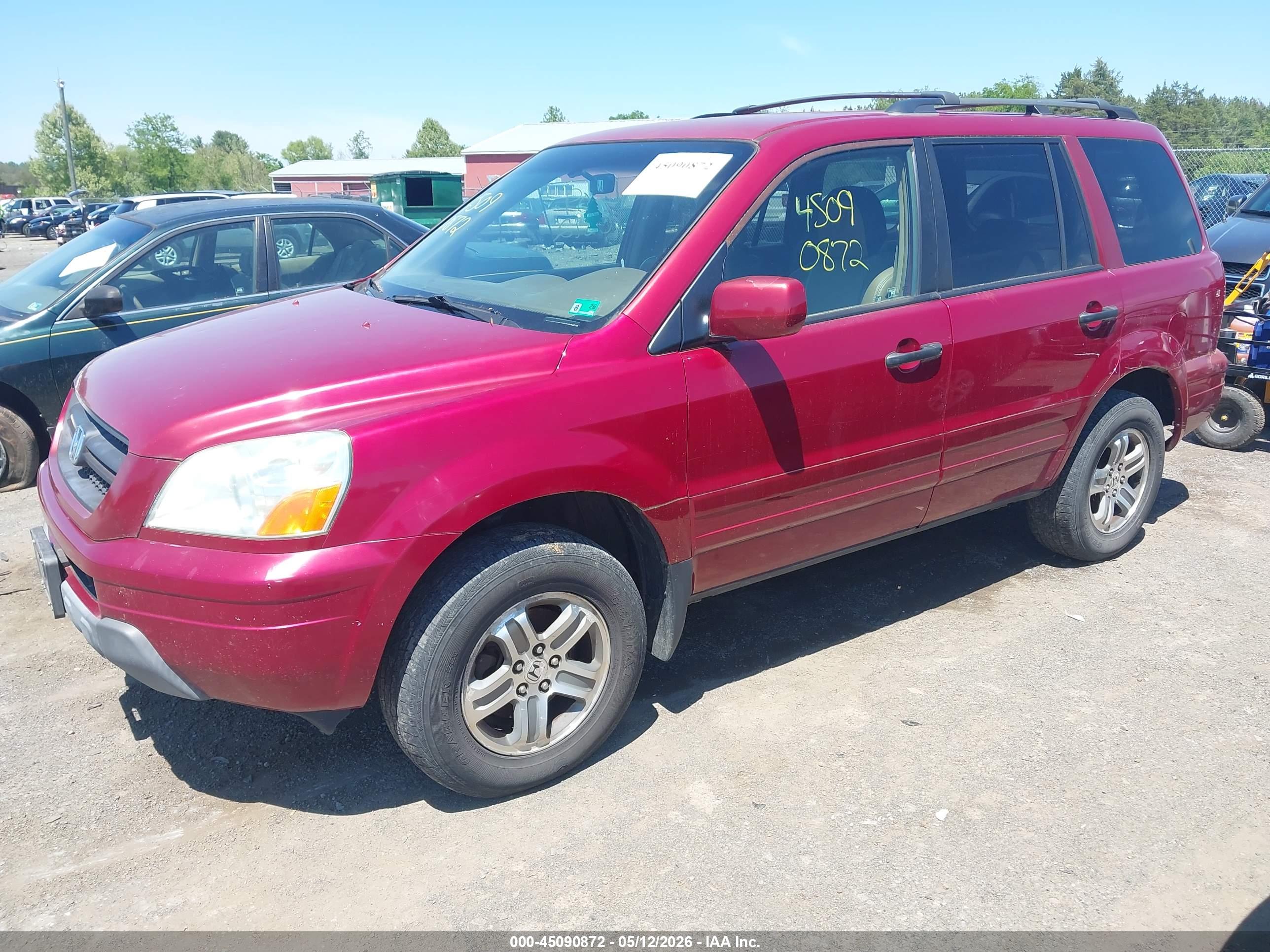 2004 HONDA Pilot — VIN 2HKYF18674H575690 — photo 2