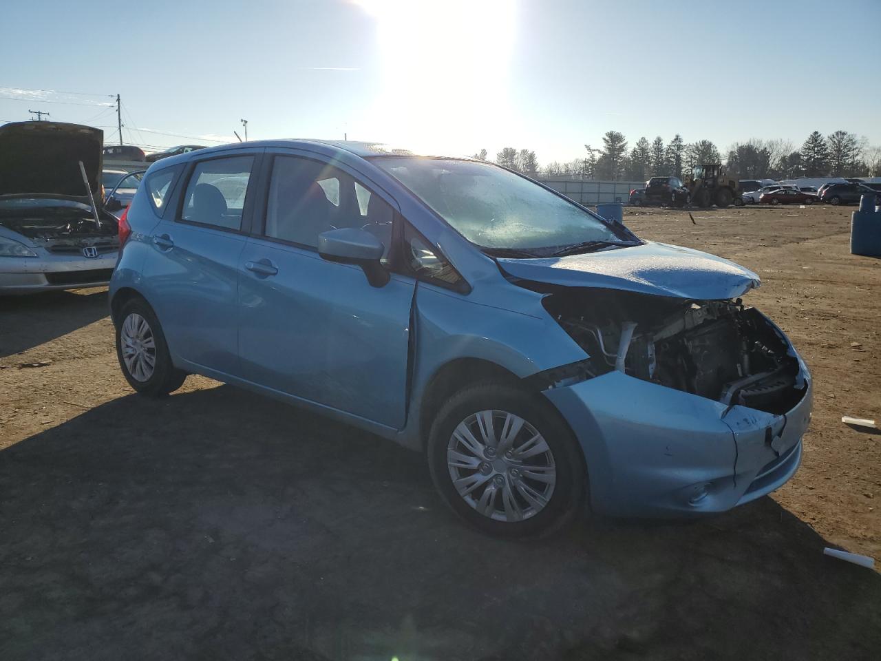 2015 NISSAN VERSA NOTE — VIN 3N1CE2CP4FL394832 — photo 4