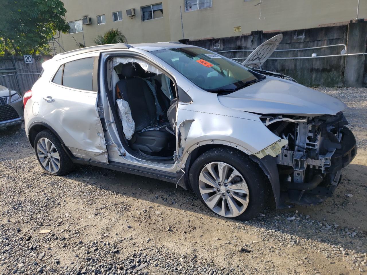 2018 BUICK Encore — VIN KL4CJASBXJB624824 — photo 4