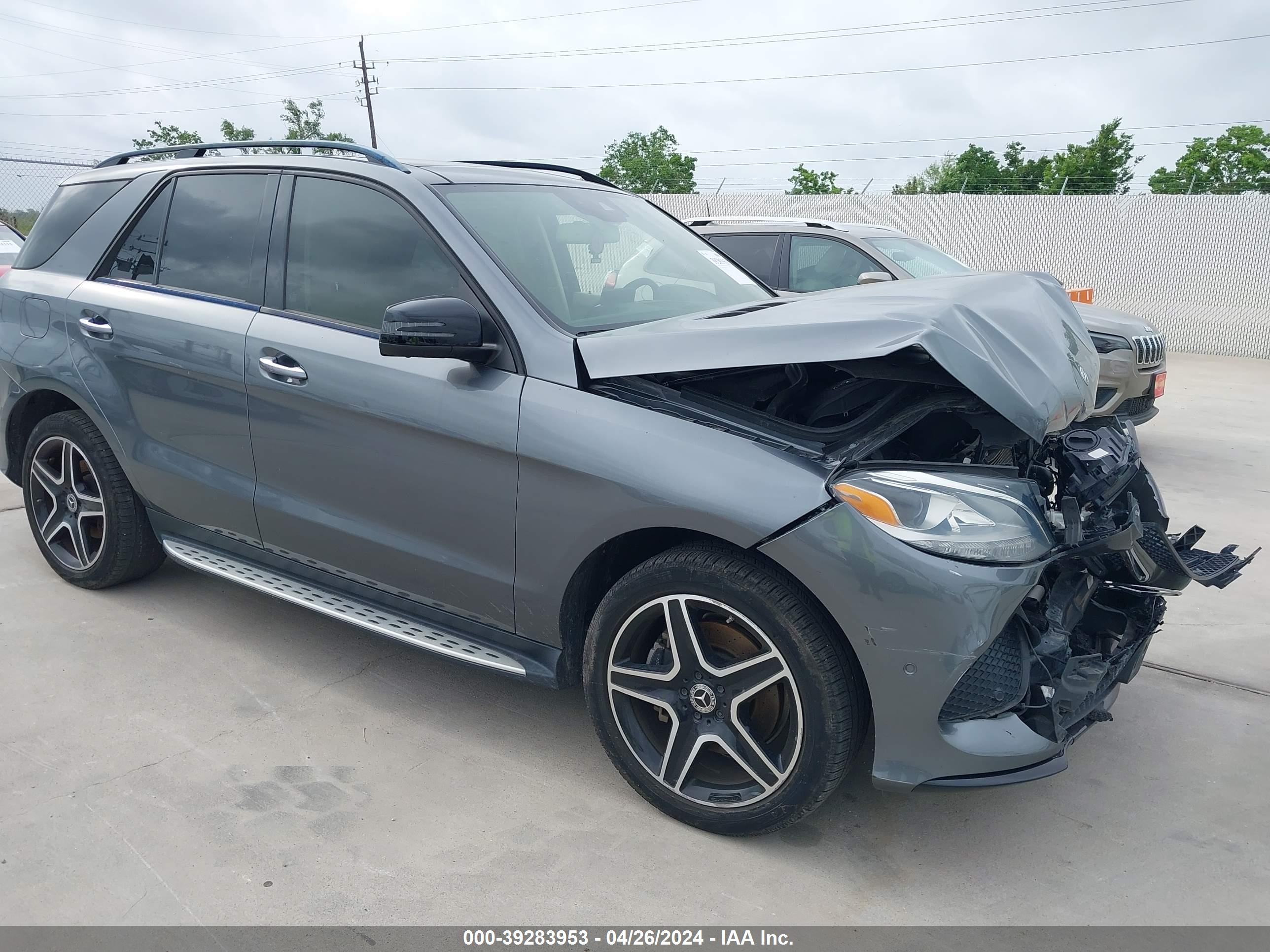 4JGDA5JB3JB116404 — photo 1