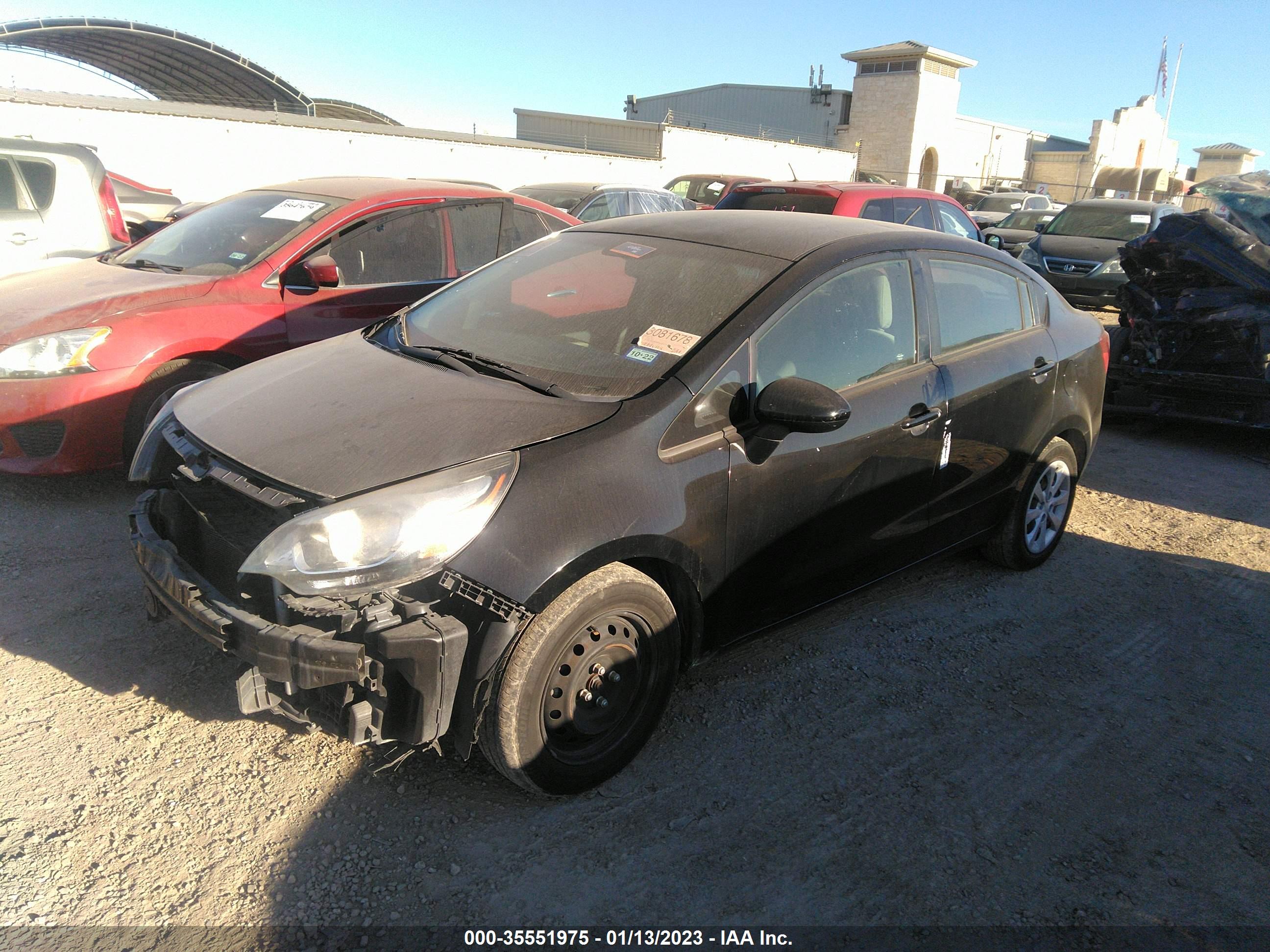 2015 KIA Rio — VIN KNADM4A34F6438674 — photo 2