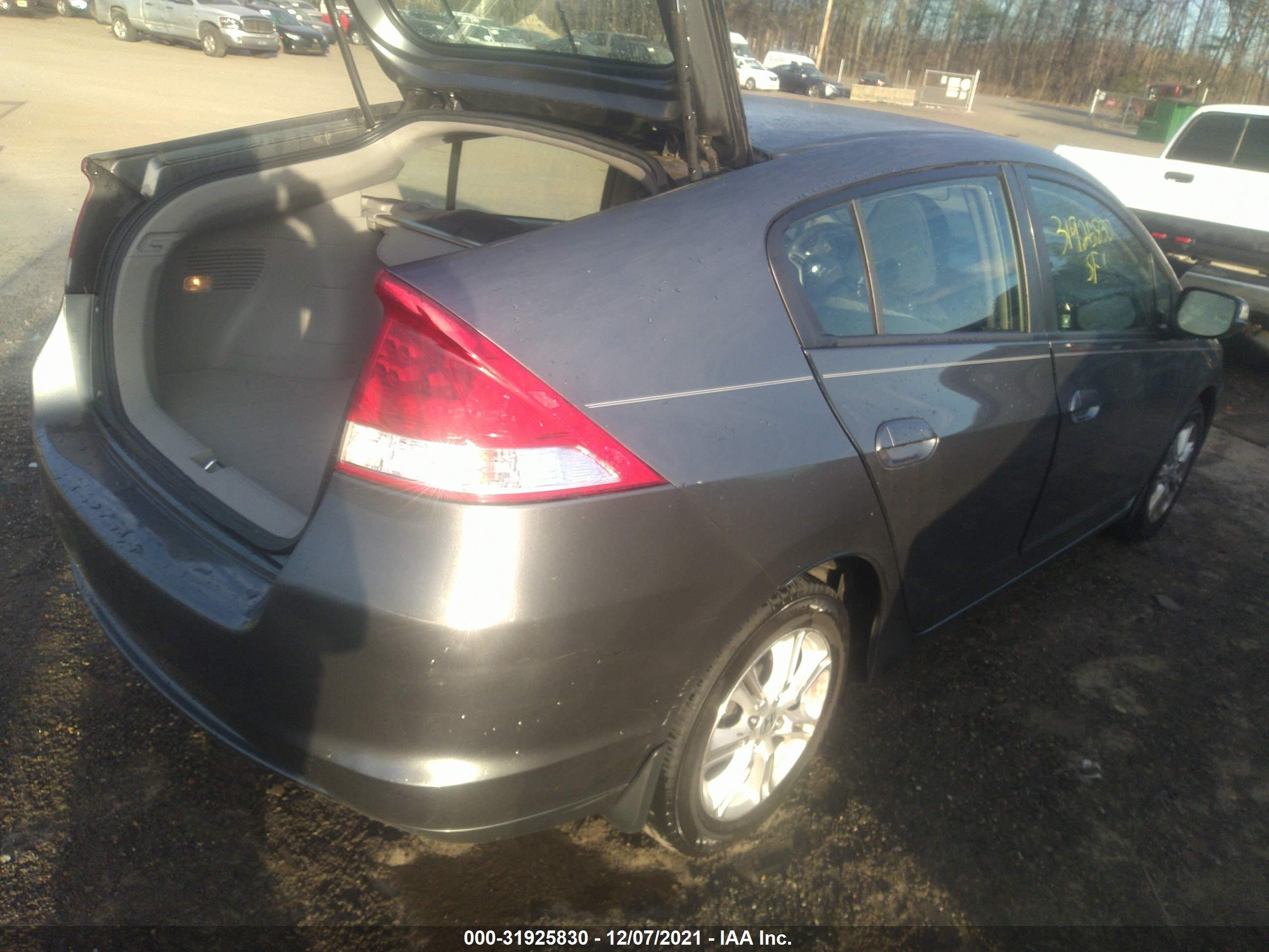2010 HONDA INSIGHT — VIN JHMZE2H78AS018532 — photo 4