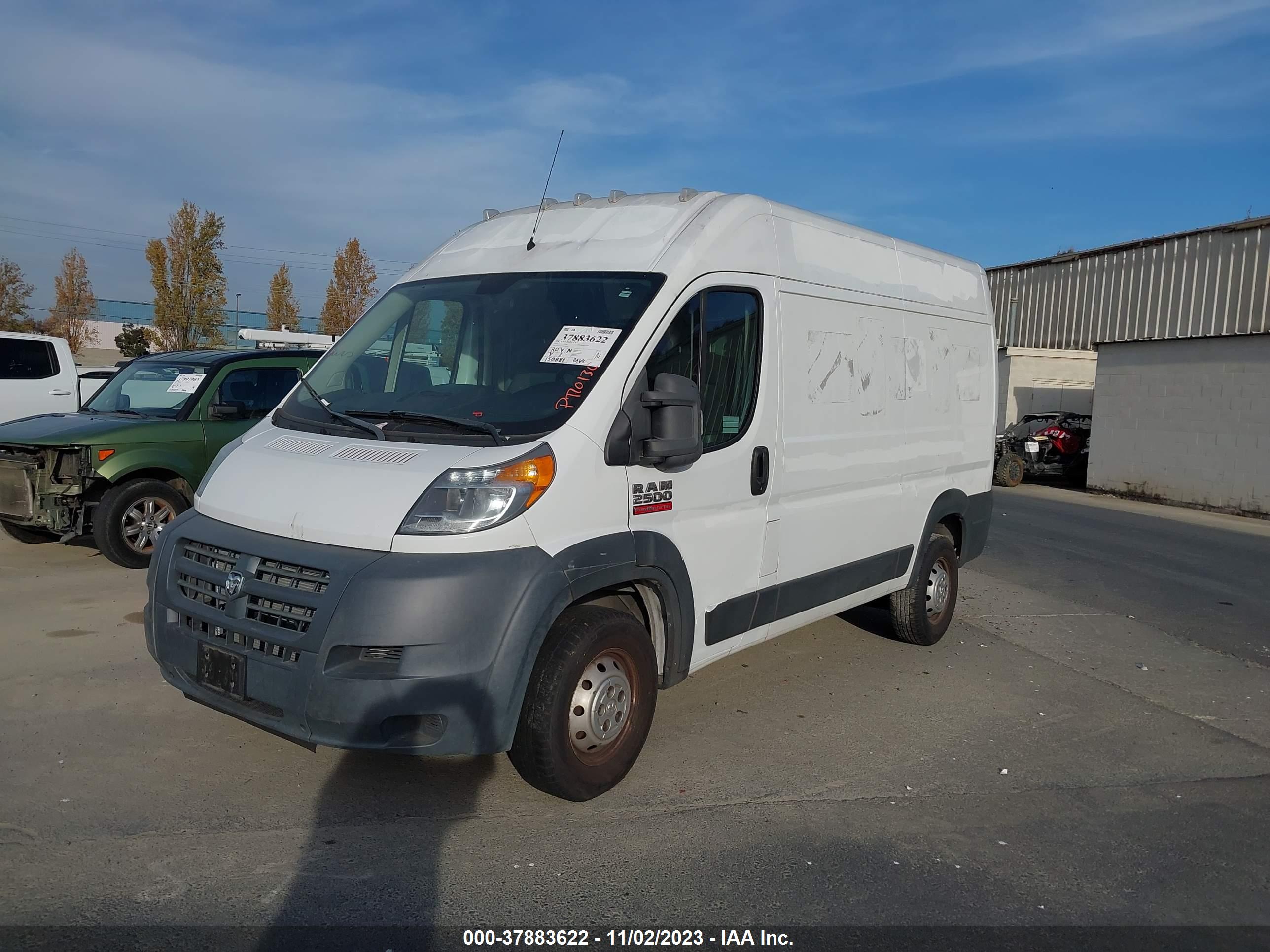 2014 RAM PROMASTER 2500 — VIN 3C6TRVCG6EE123431 — photo 2