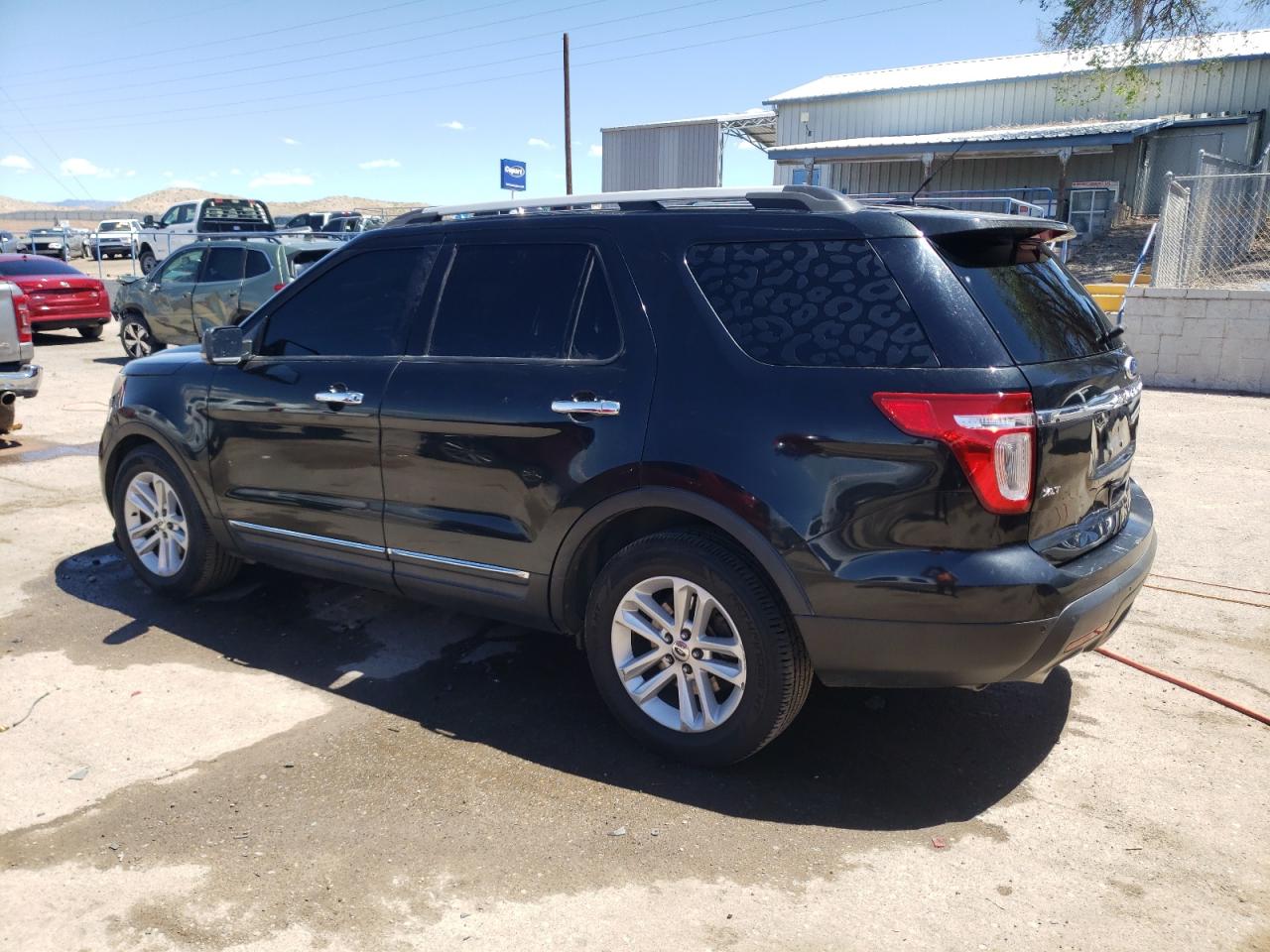 2011 FORD EXPLORER X — VIN 1FMHK7D8XBGA01197 — photo 2
