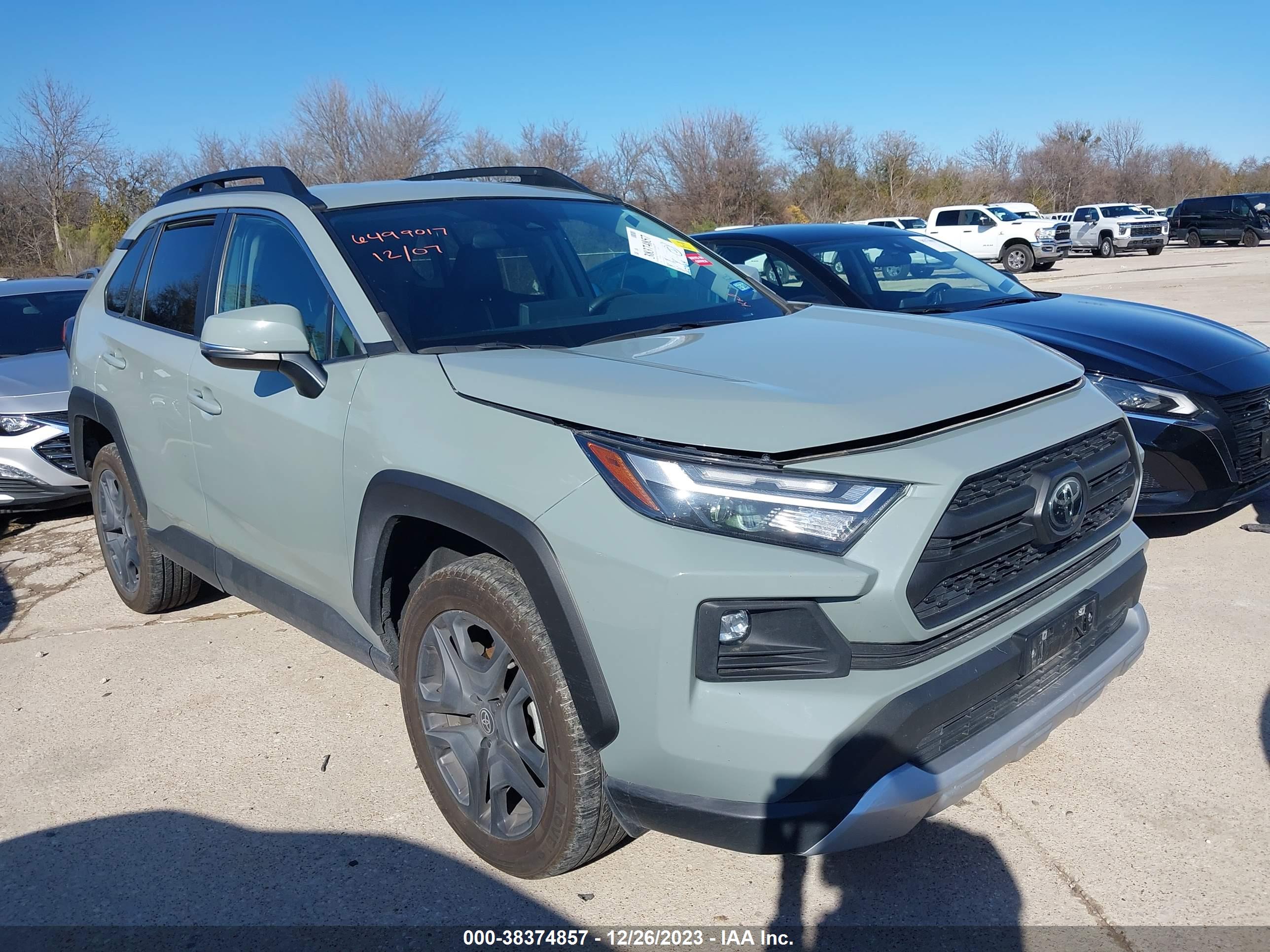 2022 TOYOTA RAV4 — VIN 2T3J1RFV3NW255317 — photo 1 of 16