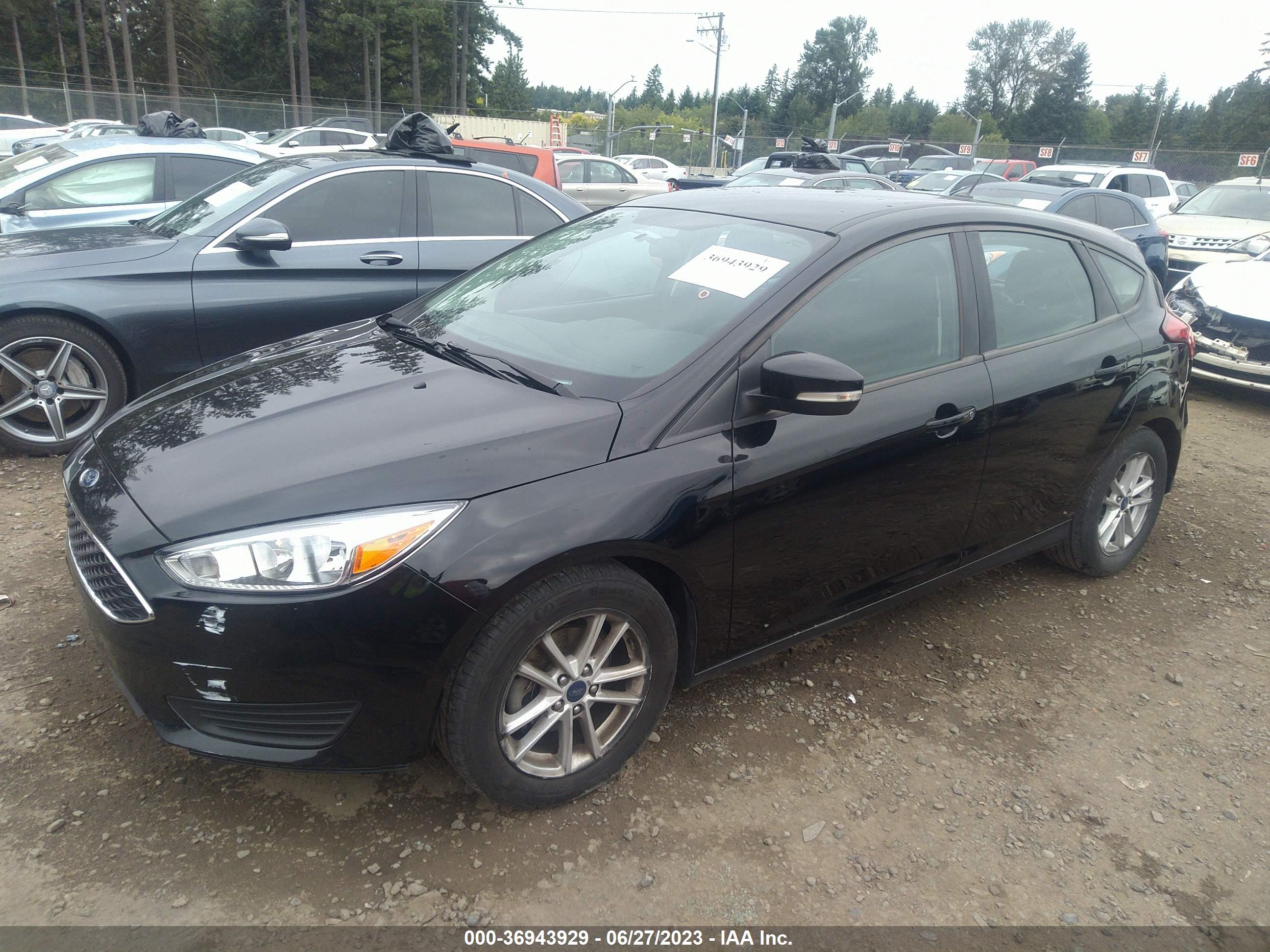 2017 FORD FOCUS — VIN 1FADP3K26HL263879 — photo 2