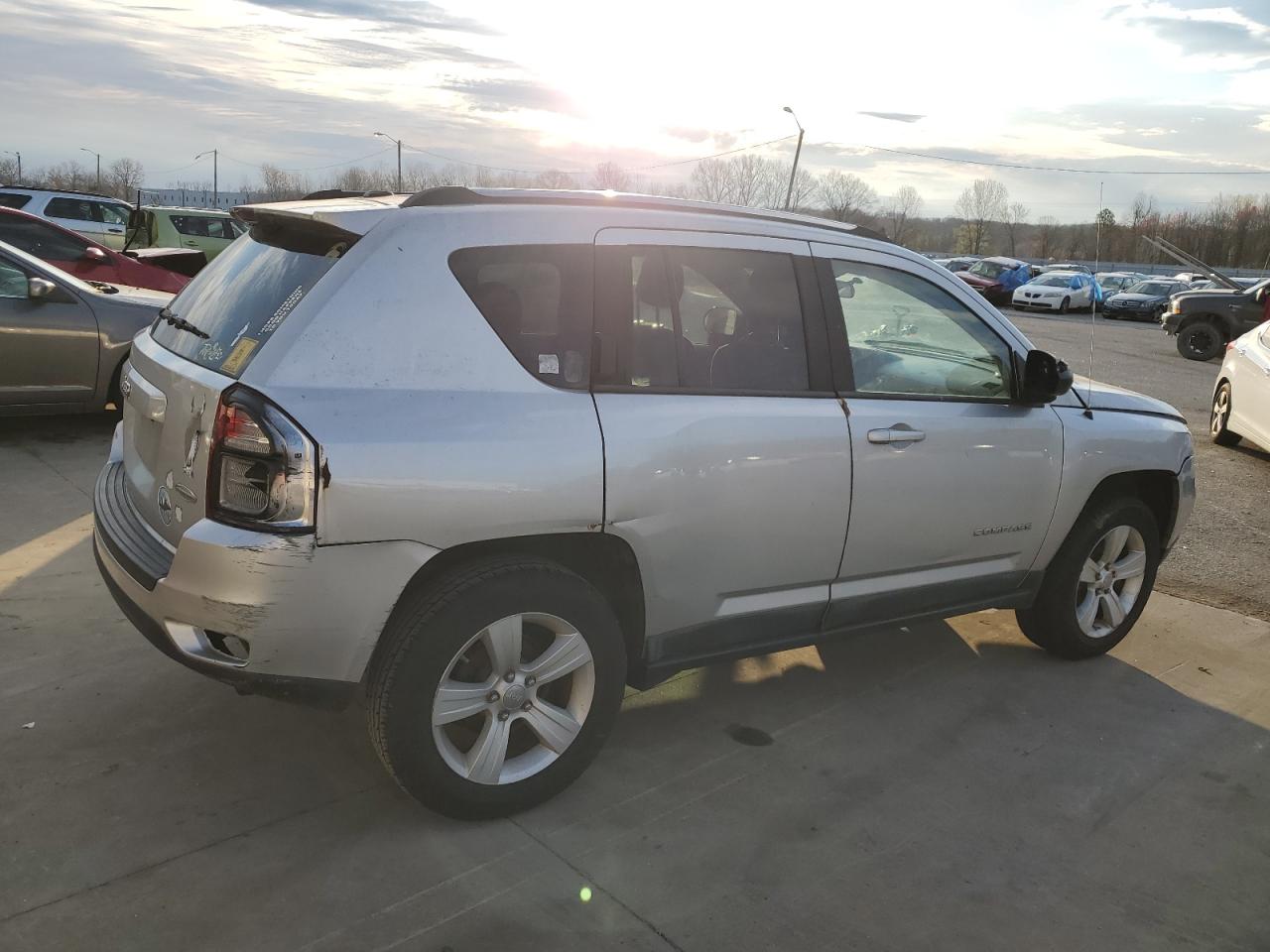 2011 JEEP COMPASS SP — VIN 1J4NF1FBXBD251939 — photo 3