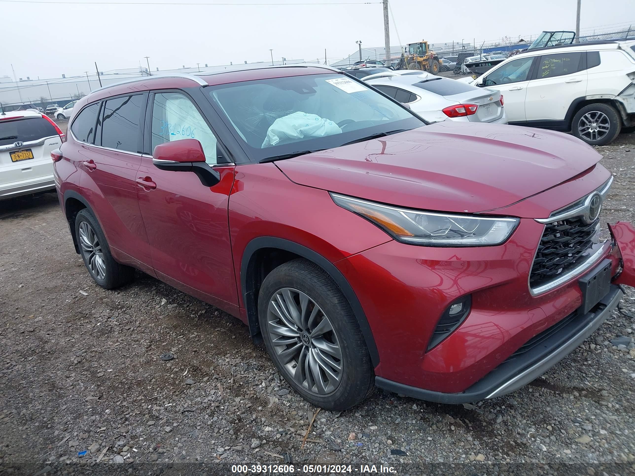 2021 TOYOTA HIGHLANDER LIMITED