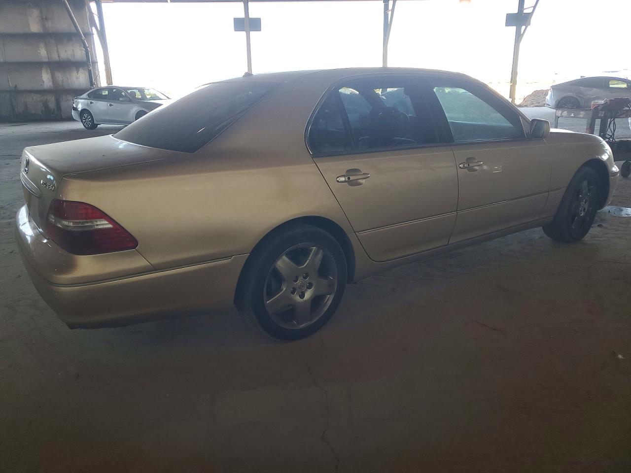 2006 LEXUS LS — VIN JTHBN36F065033646 — photo 3