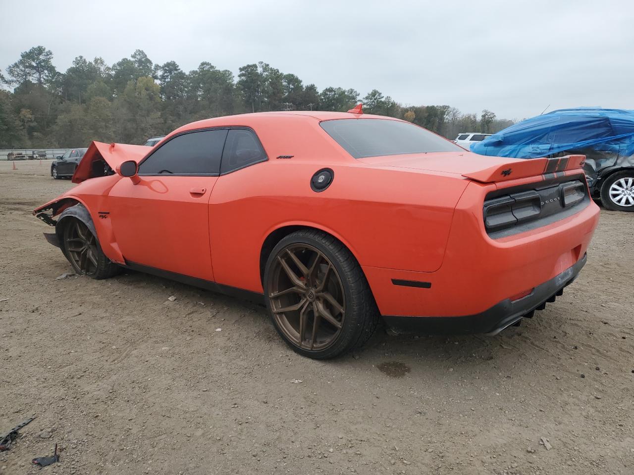 2017 DODGE CHALLENGER — VIN 2C3CDZBT7HH527655 — photo 2
