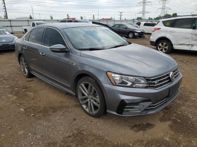 2017 VOLKSWAGEN PASSAT R-L — VIN 1VWDT7A39HC082425 — photo 4