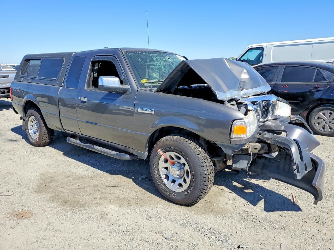 2011 FORD Ranger — VIN 1FTLR4FE9BPA35336 — photo 4