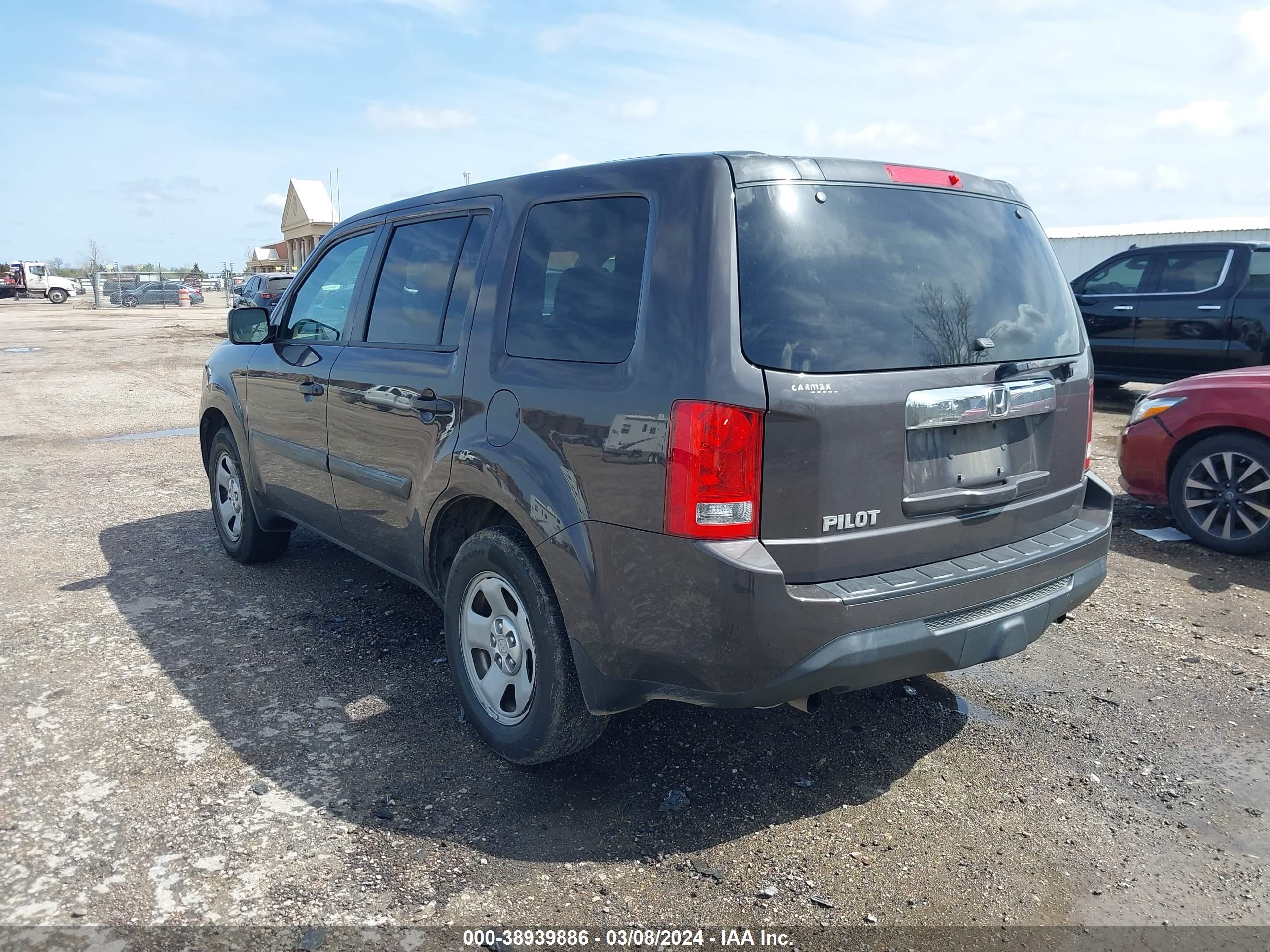 2013 HONDA PILOT — VIN 5FNYF3H25DB044589 — photo 3