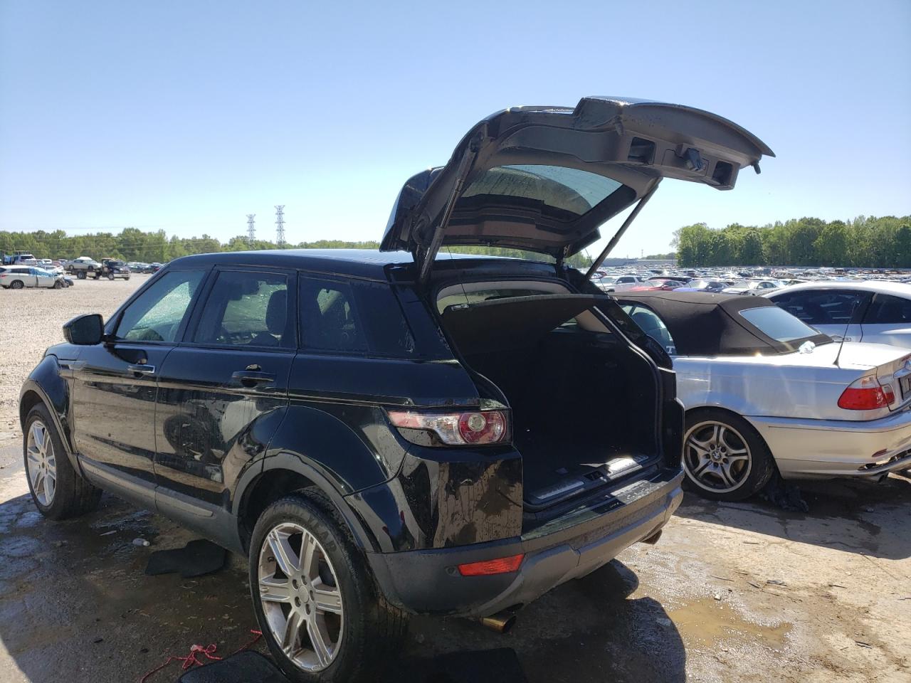 2015 LAND ROVER RANGE ROVE — VIN SALVP2BG5FH042867 — photo 2