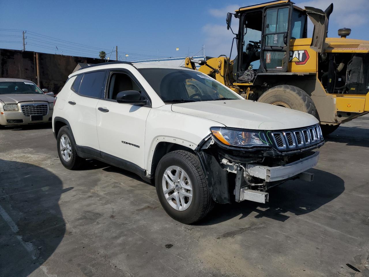 2018 JEEP COMPASS SP — VIN 3C4NJCAB3JT124479 — photo 4