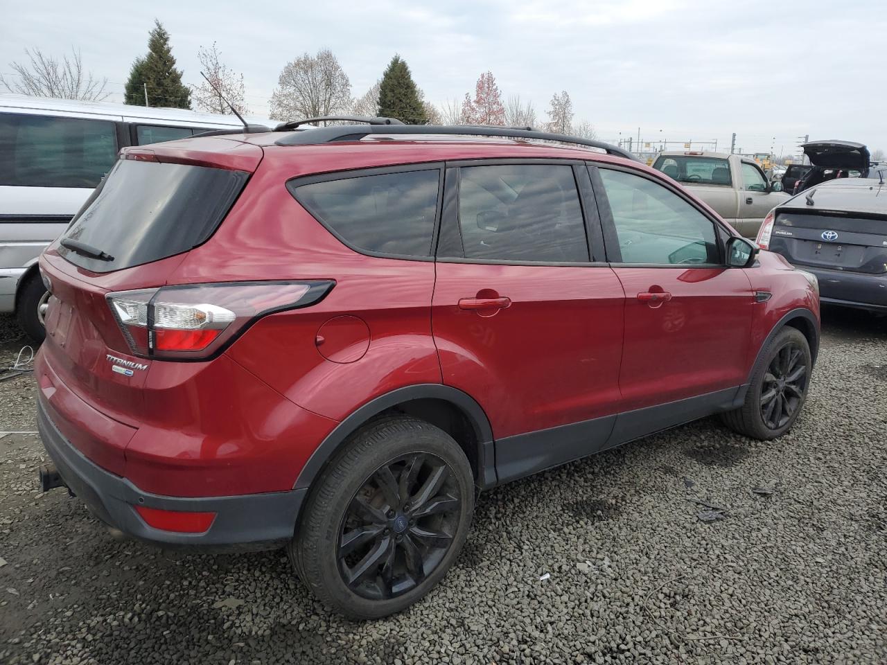 2017 FORD ESCAPE TIT — VIN 1FMCU9J95HUA51156 — photo 3