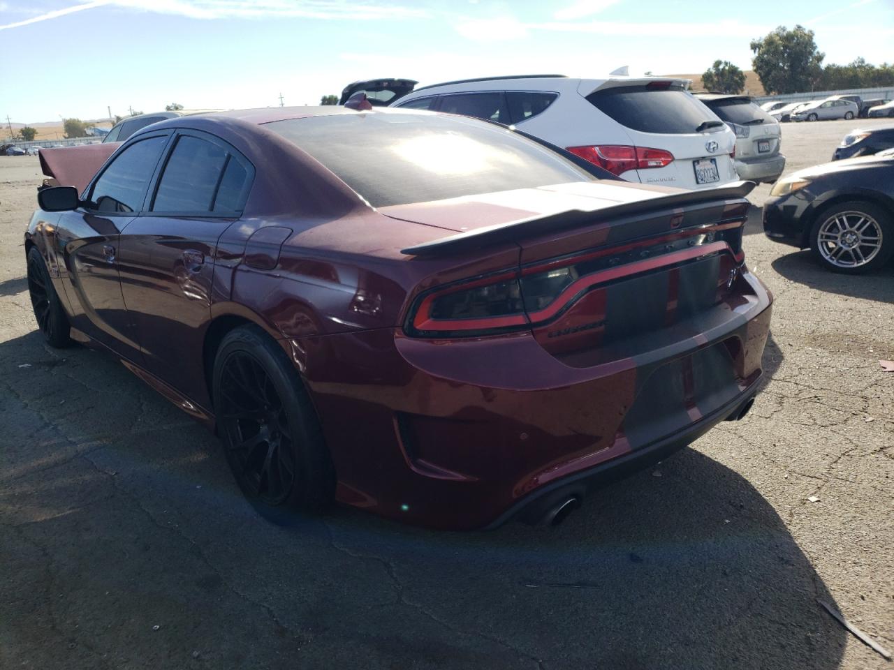 2018 DODGE CHARGER R/ — VIN 2C3CDXGJ2JH273810 — photo 2