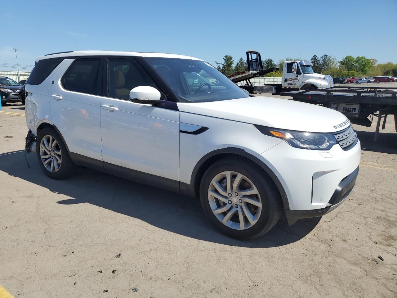 2018 LAND ROVER DISCOVERY — VIN SALRR2RV2JA074807 — photo 4