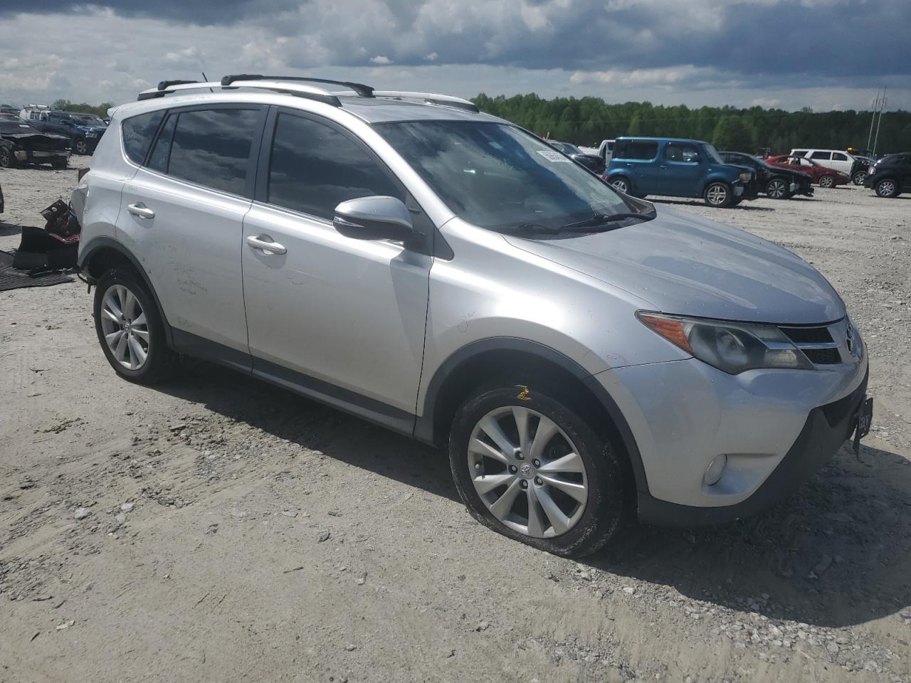2015 TOYOTA RAV4 LIMIT — VIN 2T3DFREV6FW342078 — photo 4