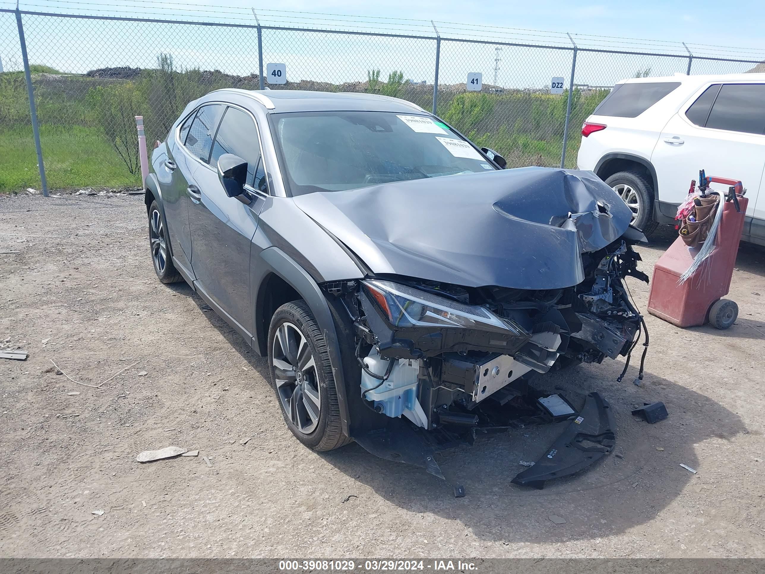 2021 LEXUS UX 200 — VIN JTHX3JBH3M2036322 — photo 1 of 16
