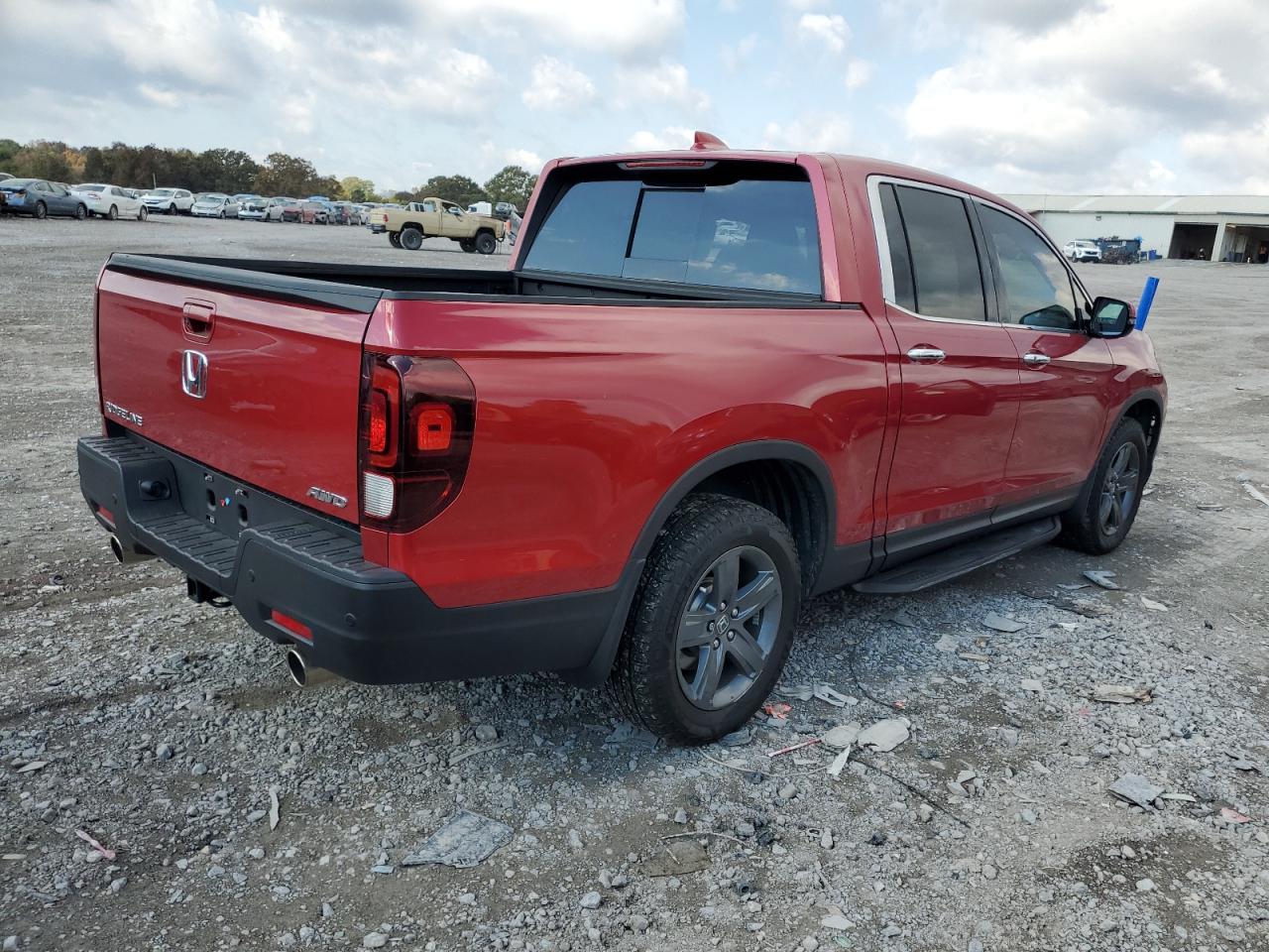 2021 HONDA RIDGELINE — VIN 5FPYK3F78MB007750 — photo 3