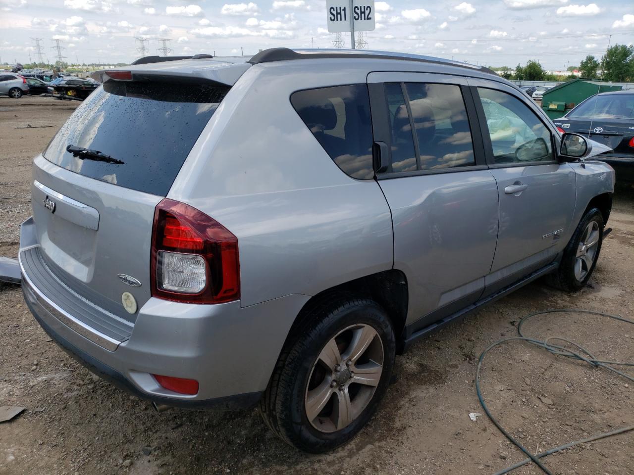 2016 JEEP COMPASS LA — VIN 1C4NJCEAXGD800572 — photo 3