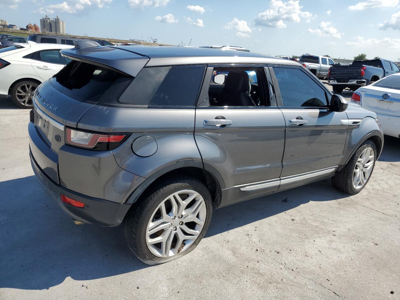 2017 LAND ROVER RANGE ROVE — VIN SALVR2BG7HH203720 — photo 3