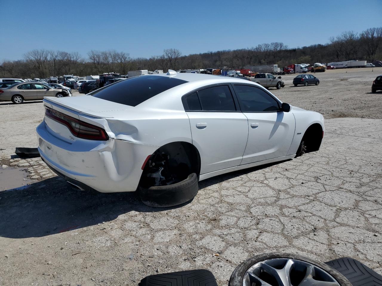 2015 DODGE CHARGER R/ — VIN 2C3CDXCT9FH917334 — photo 3