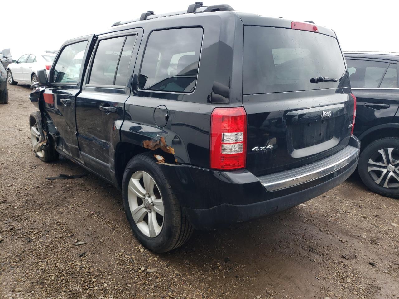 2013 JEEP PATRIOT LI — VIN 1C4NJRCB7DD281376 — photo 2