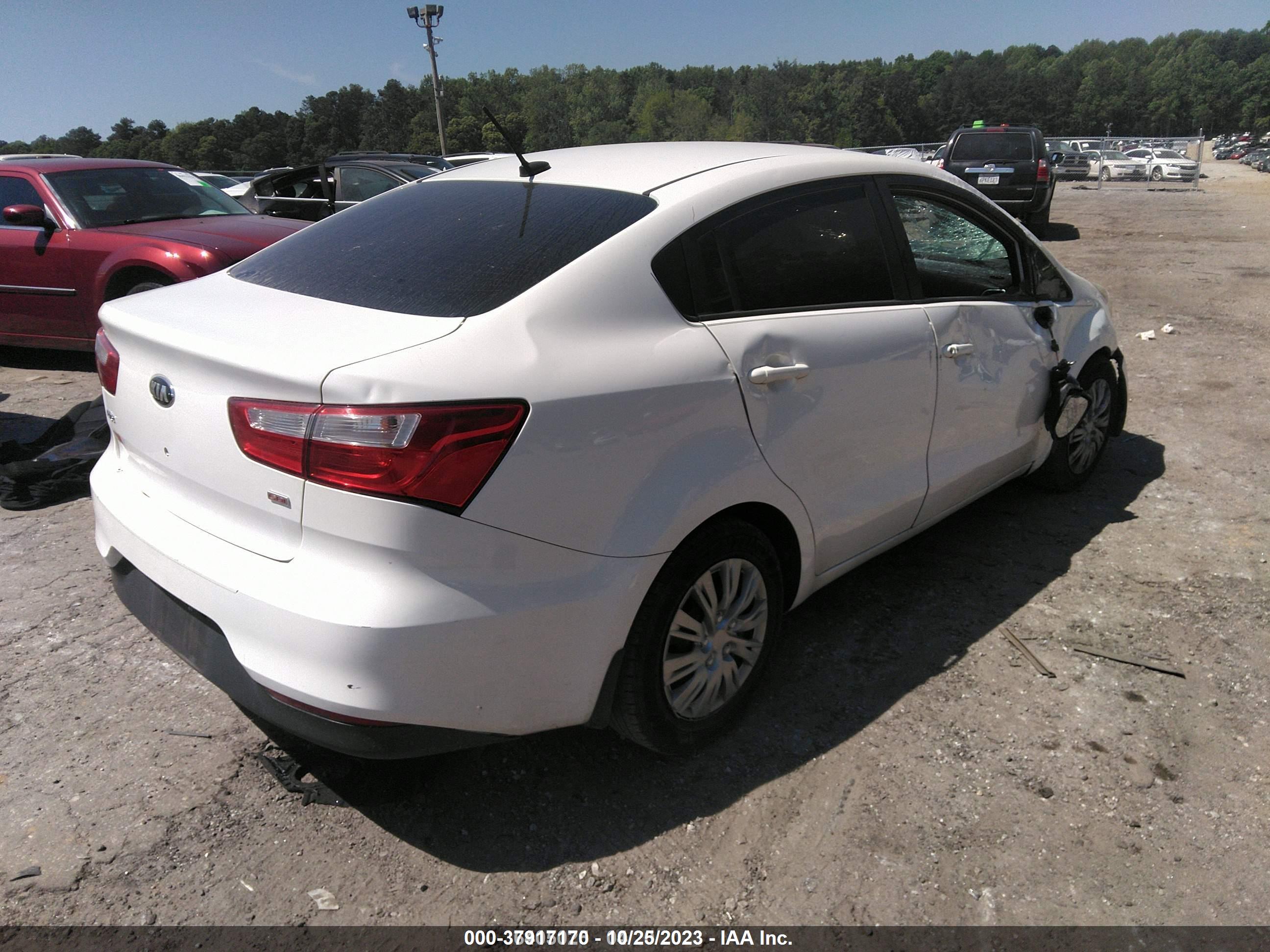2016 KIA Rio — VIN KNADM4A37G6654469 — photo 4
