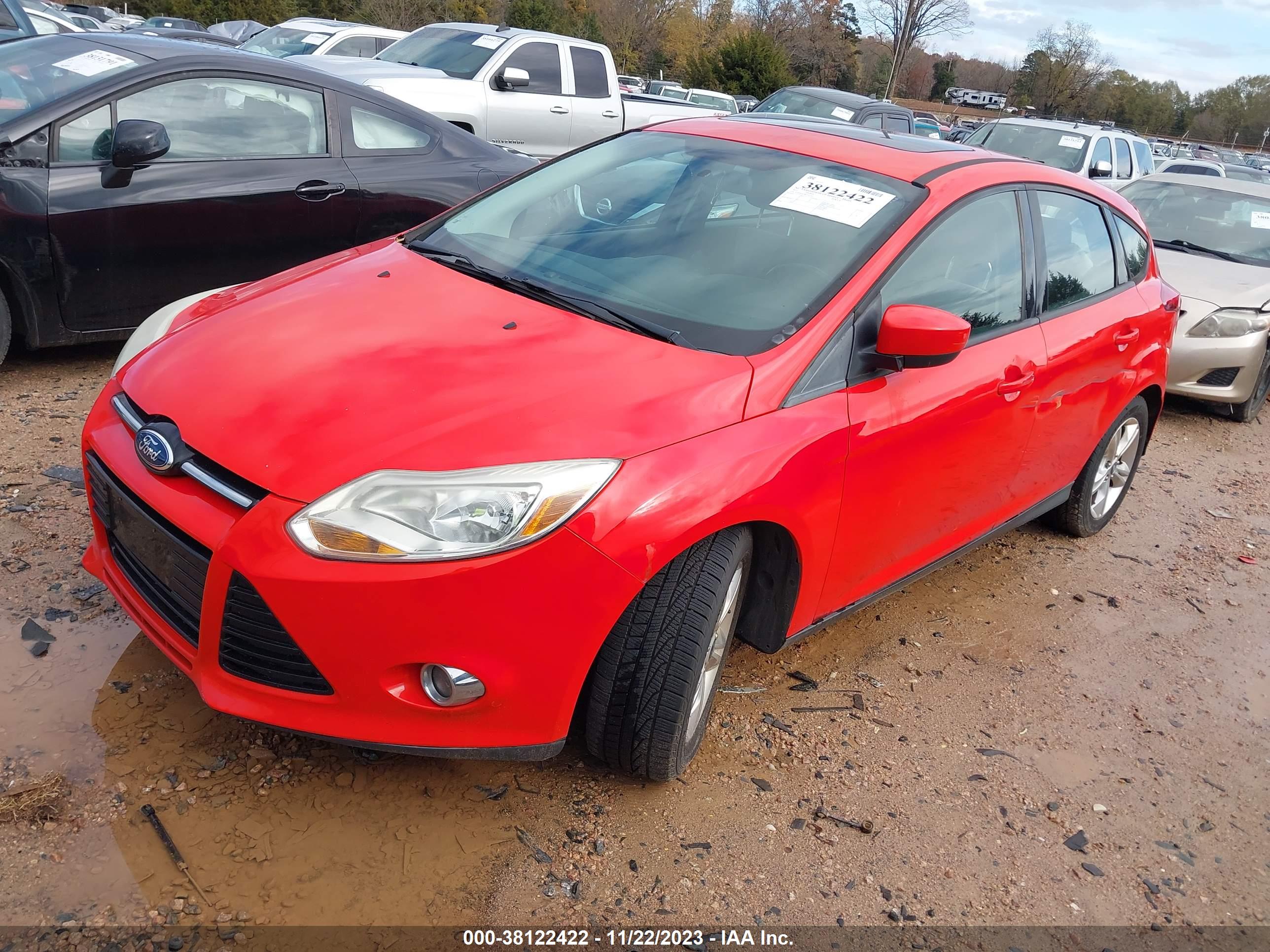 2012 FORD FOCUS — VIN 1FAHP3K28CL237312 — photo 2