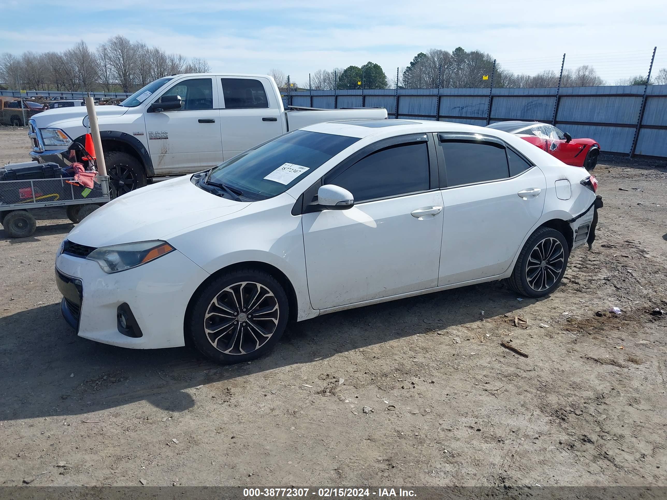 2014 TOYOTA COROLLA — VIN 2T1BURHE6EC015164 — photo 2
