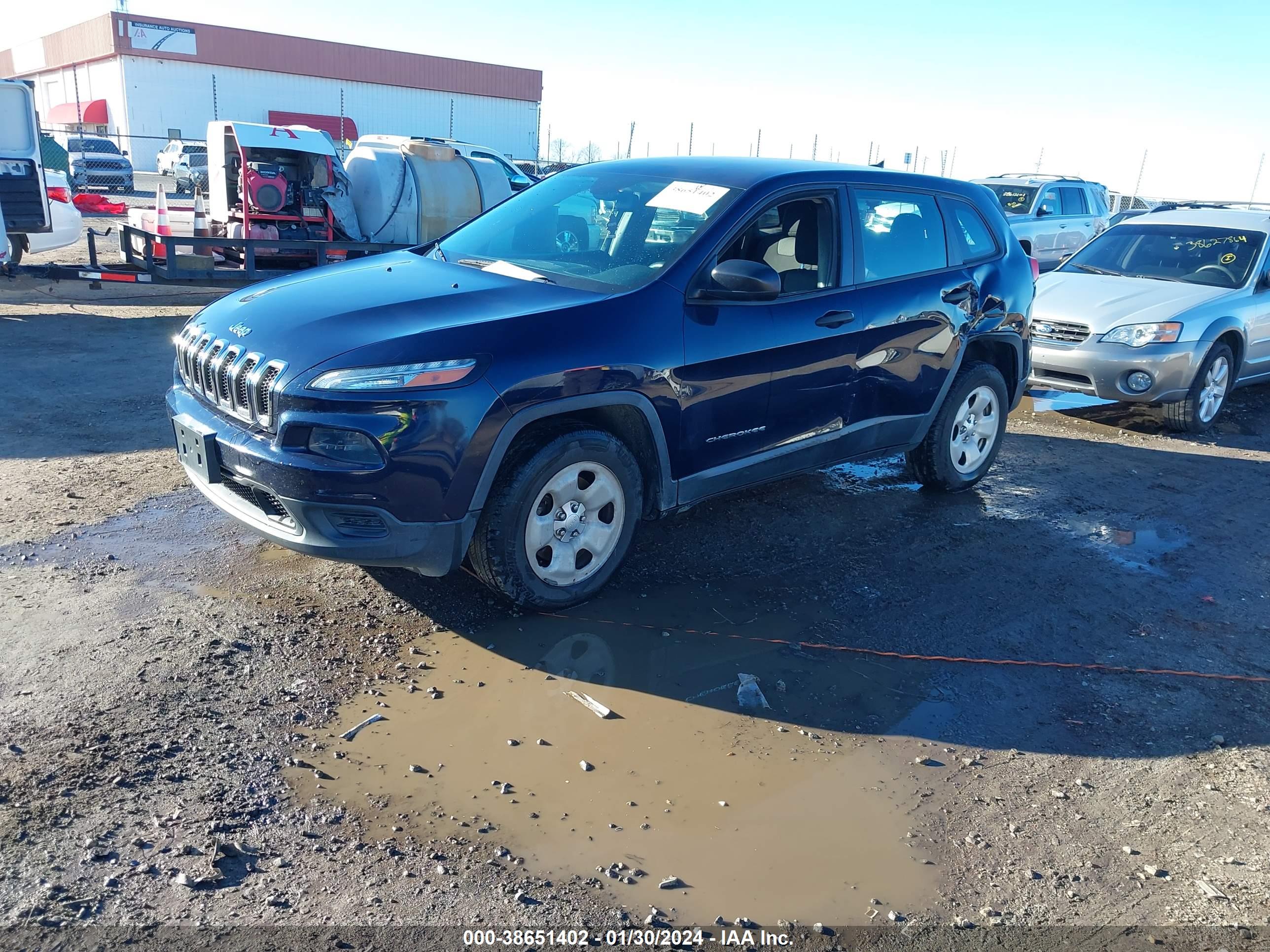 2014 JEEP CHEROKEE — VIN 1C4PJMAB2EW233336 — photo 2