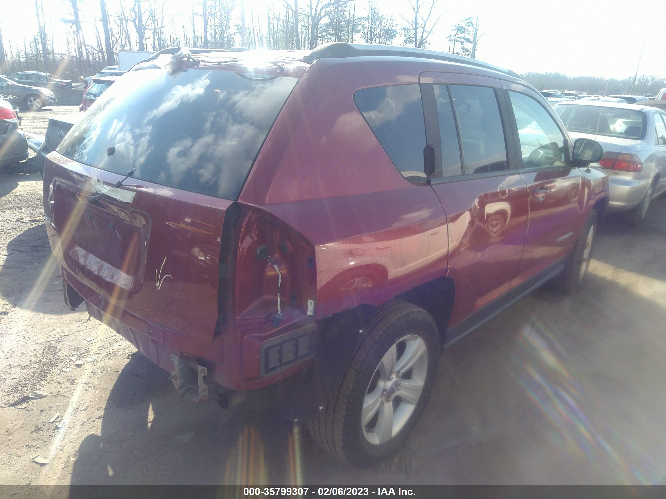 2016 JEEP COMPASS — VIN 1C4NJDBB5GD712984 — photo 4