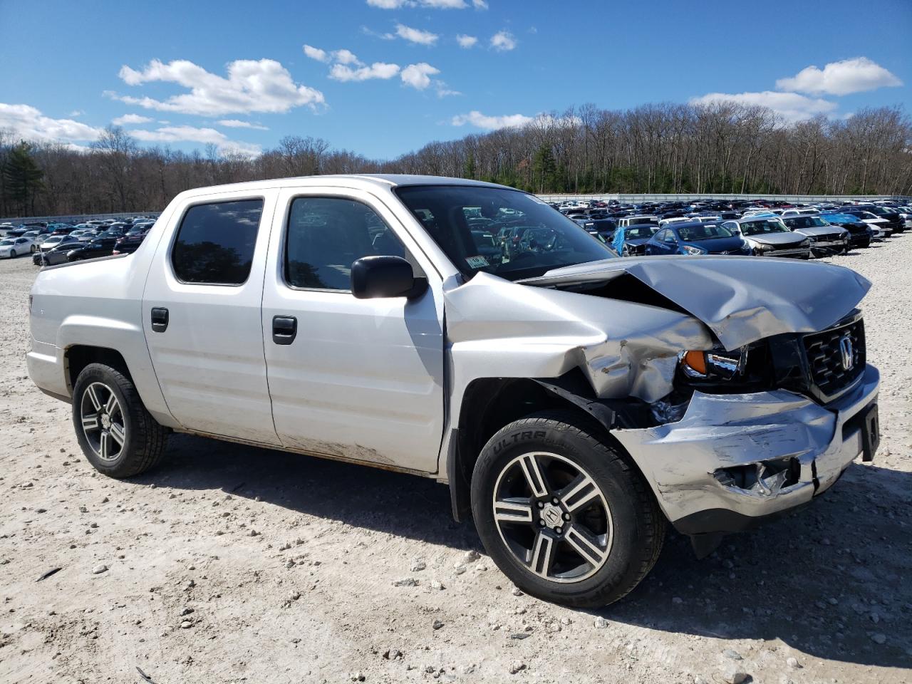 2014 HONDA RIDGELINE — VIN 5FPYK1F72EB002632 — photo 4