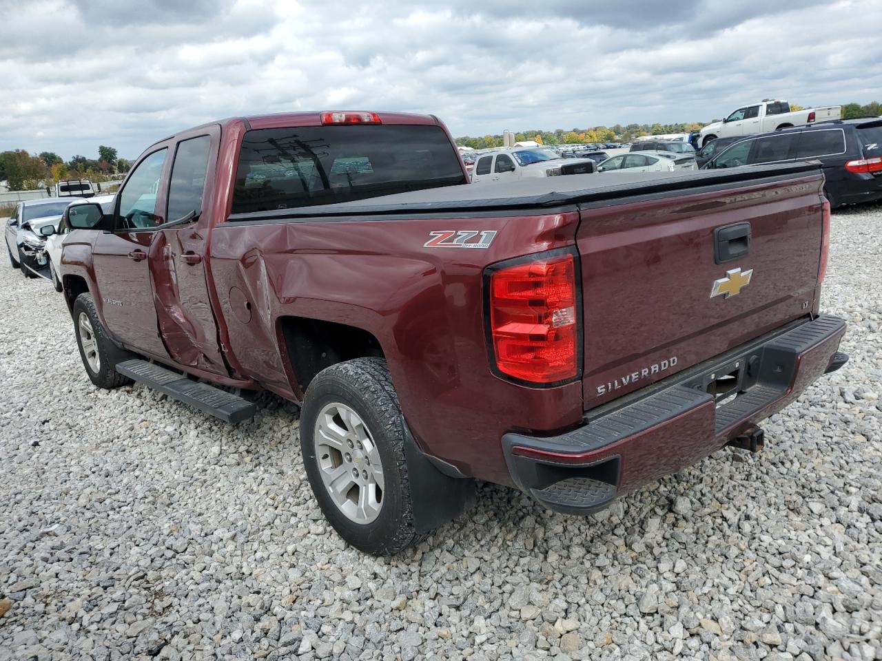2016 CHEVROLET SILVERADO — VIN 1GCVKRECXGZ294018 — photo 2