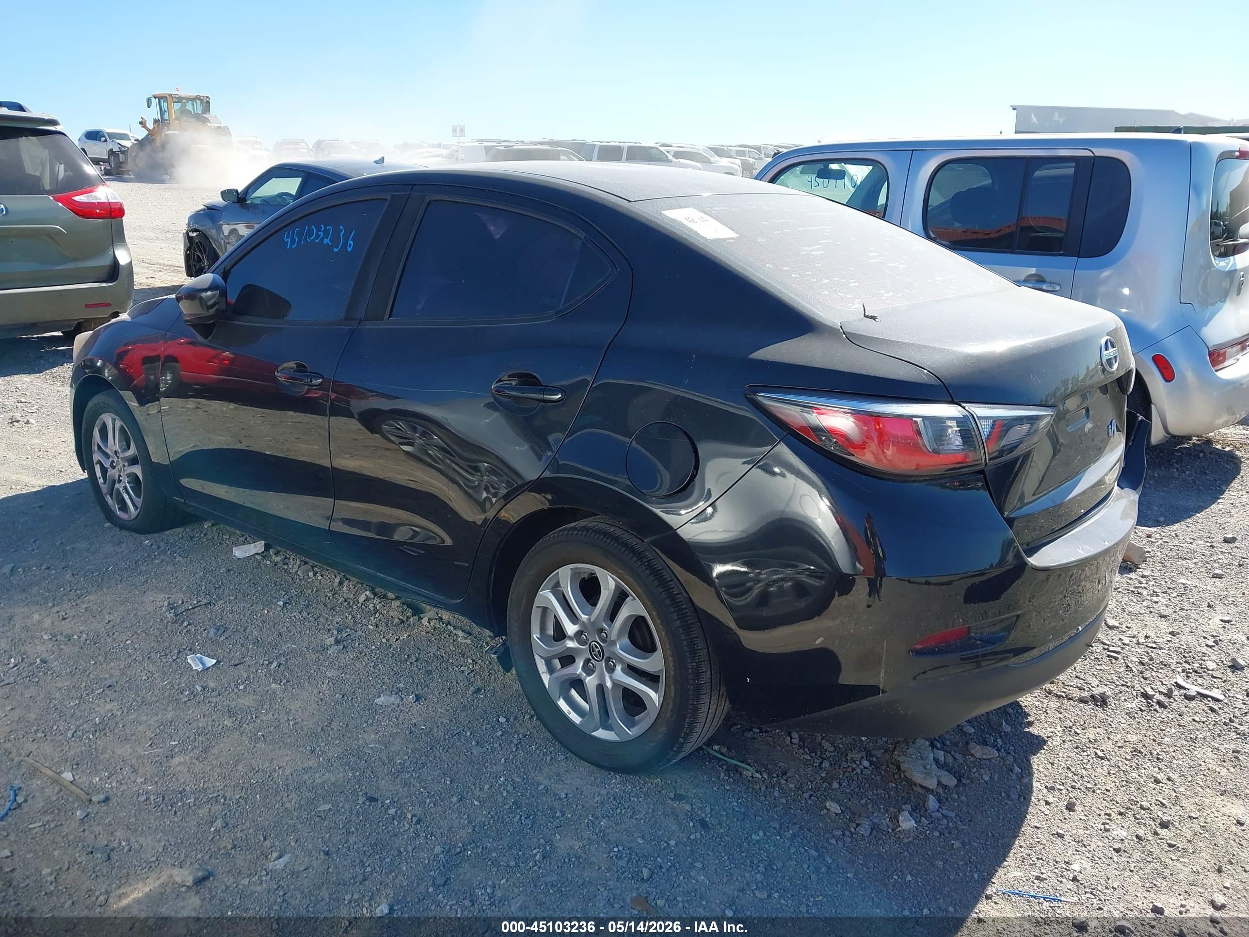 2016 SCION iA — VIN 3MYDLBZVXGY145924 — photo 3