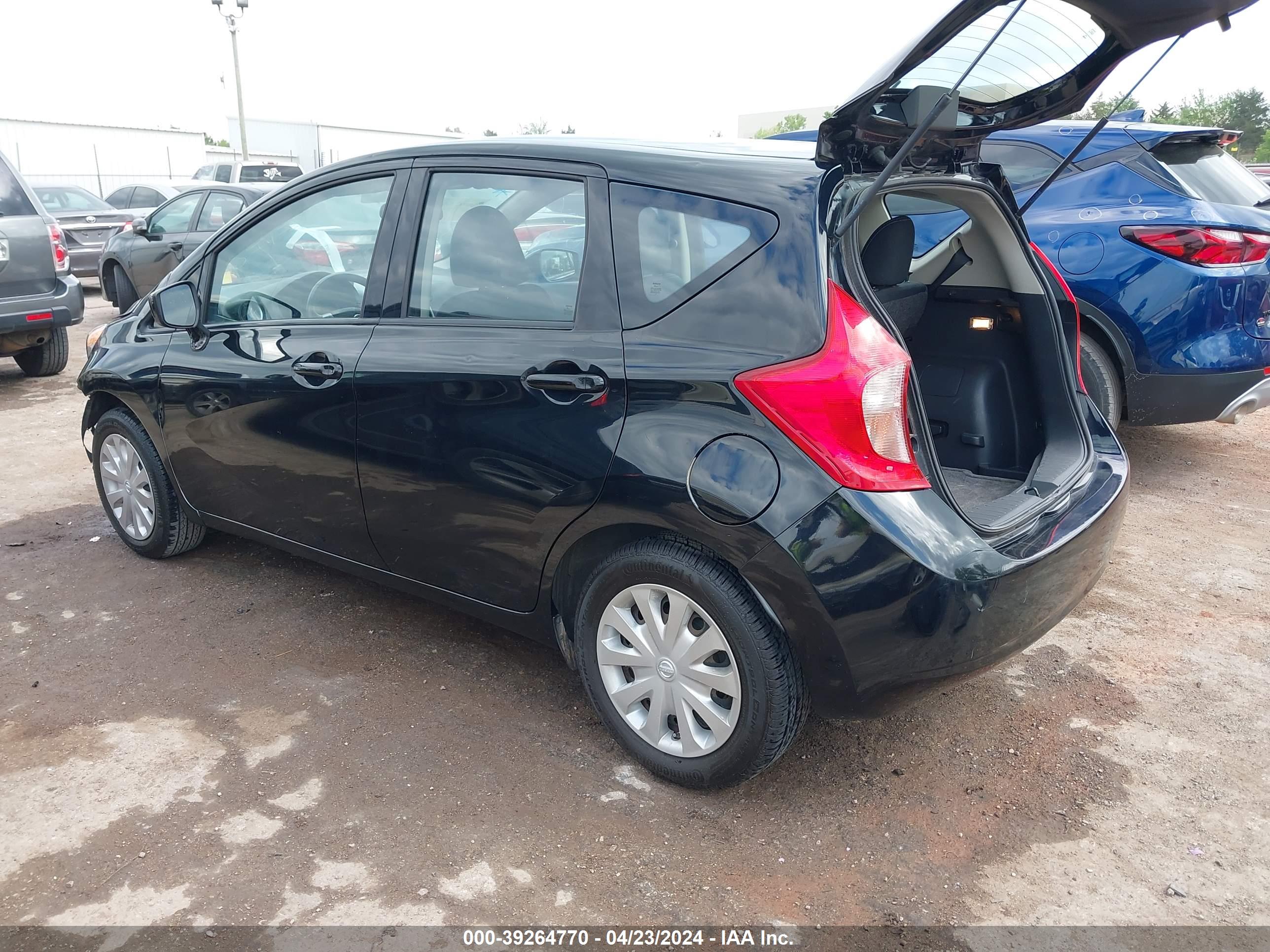 2015 NISSAN VERSA NOTE — VIN 3N1CE2CP2FL415418 — photo 3