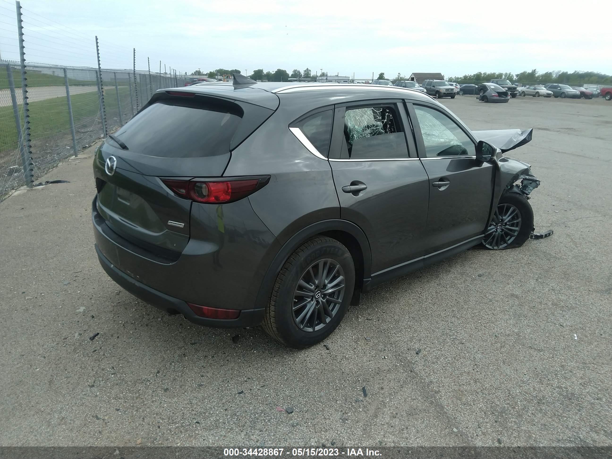 2019 MAZDA CX-5 — VIN JM3KFACM9K1590375 — photo 4