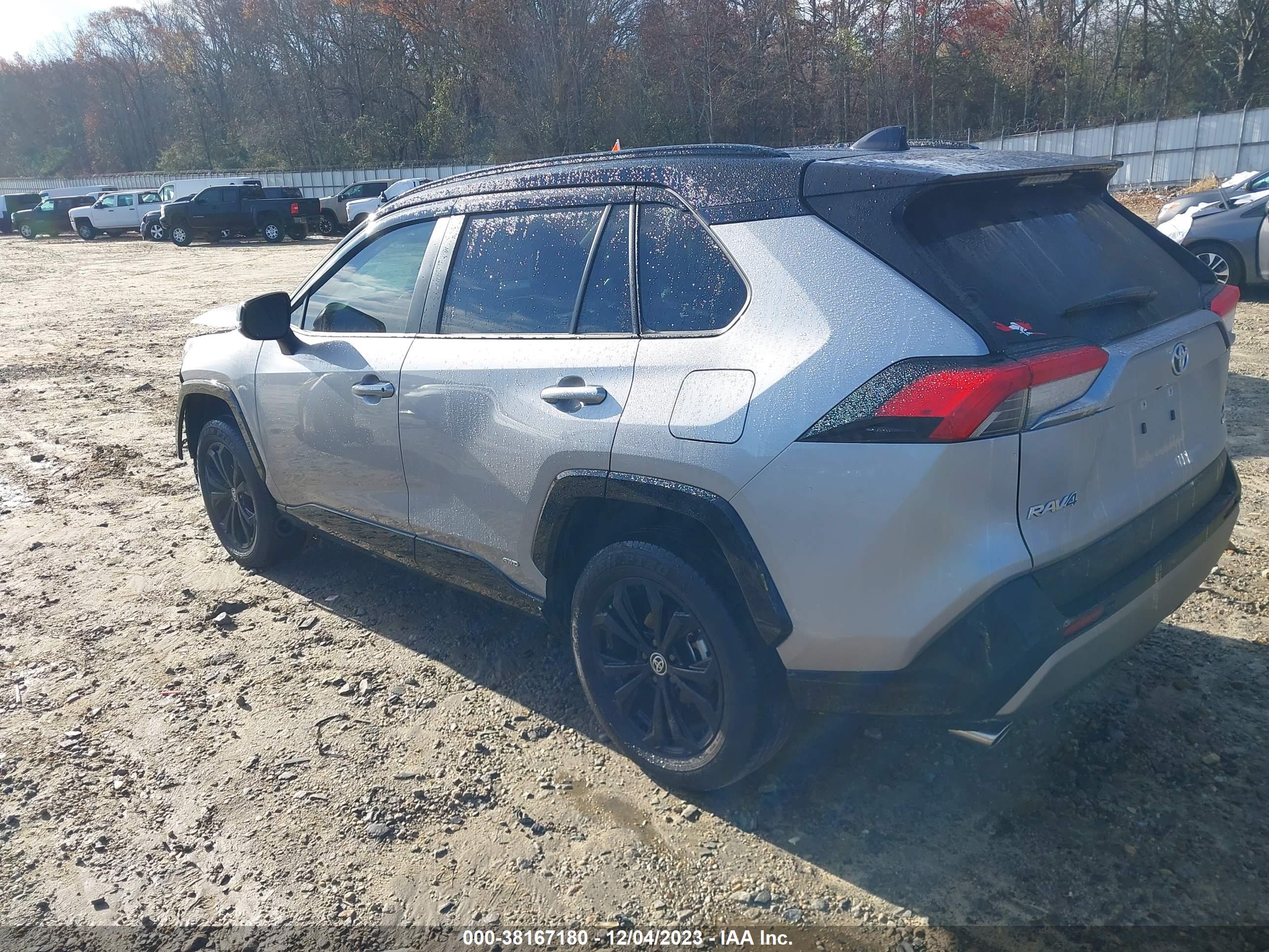 2022 TOYOTA RAV4 — VIN JTME6RFV0ND528598 — photo 3