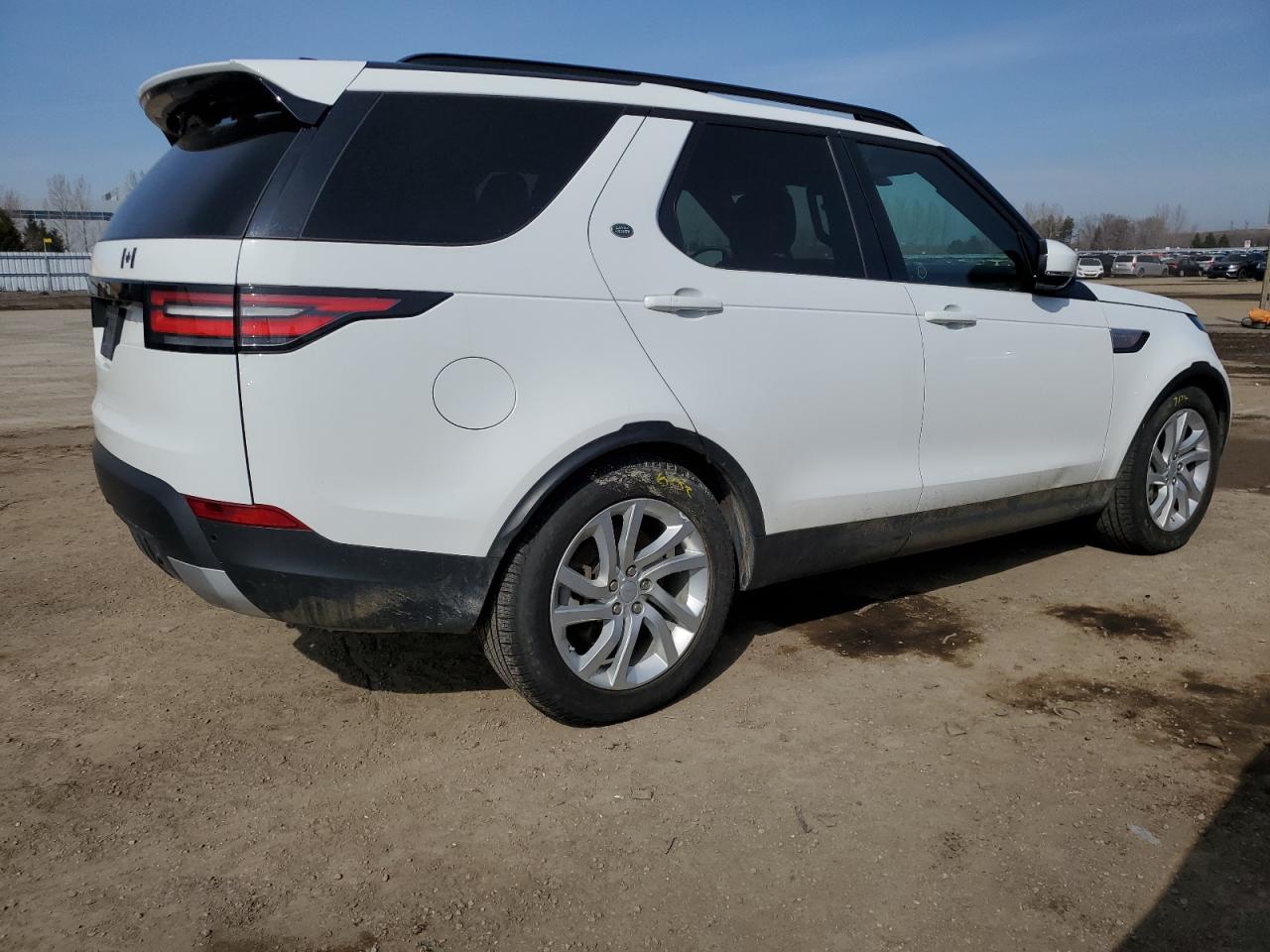 2018 LAND ROVER DISCOVERY — VIN SALRR2RV0JA074661 — photo 3