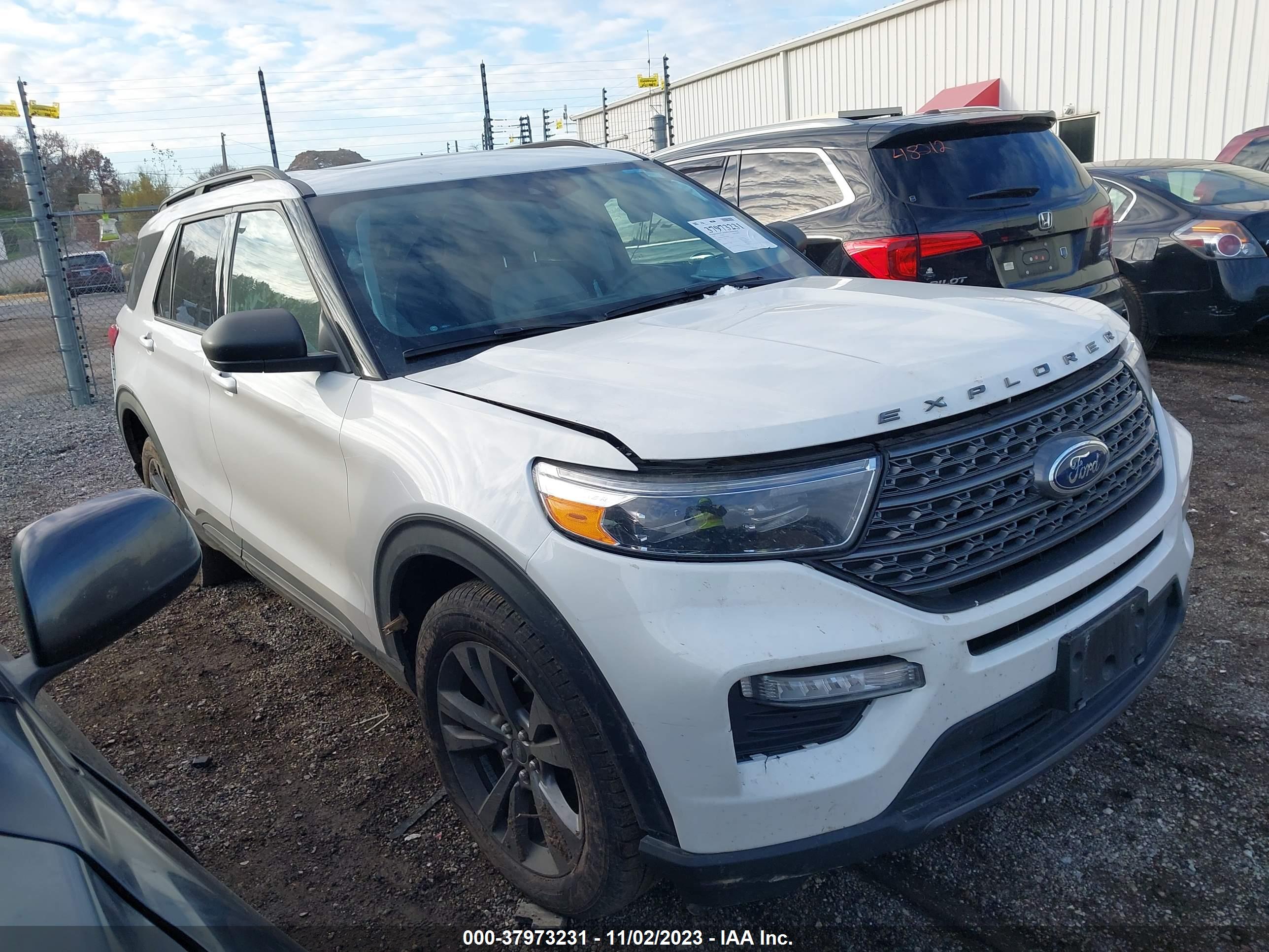2021 FORD EXPLORER — VIN 1FMSK8DH9MGA28504 — photo 1 of 16