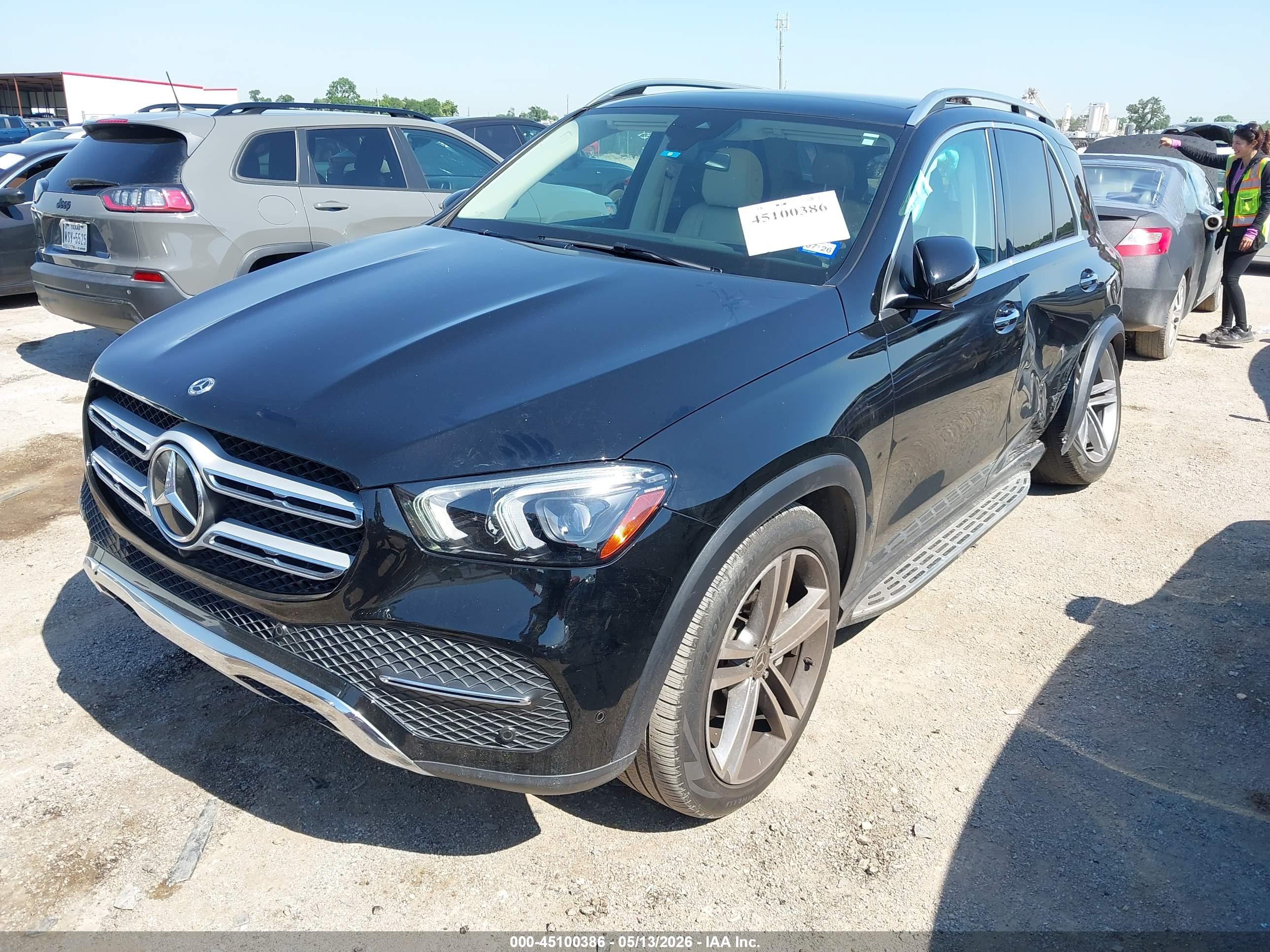 2022 MERCEDES-BENZ GLE — VIN 4JGFB4KB7NA822012 — photo 2