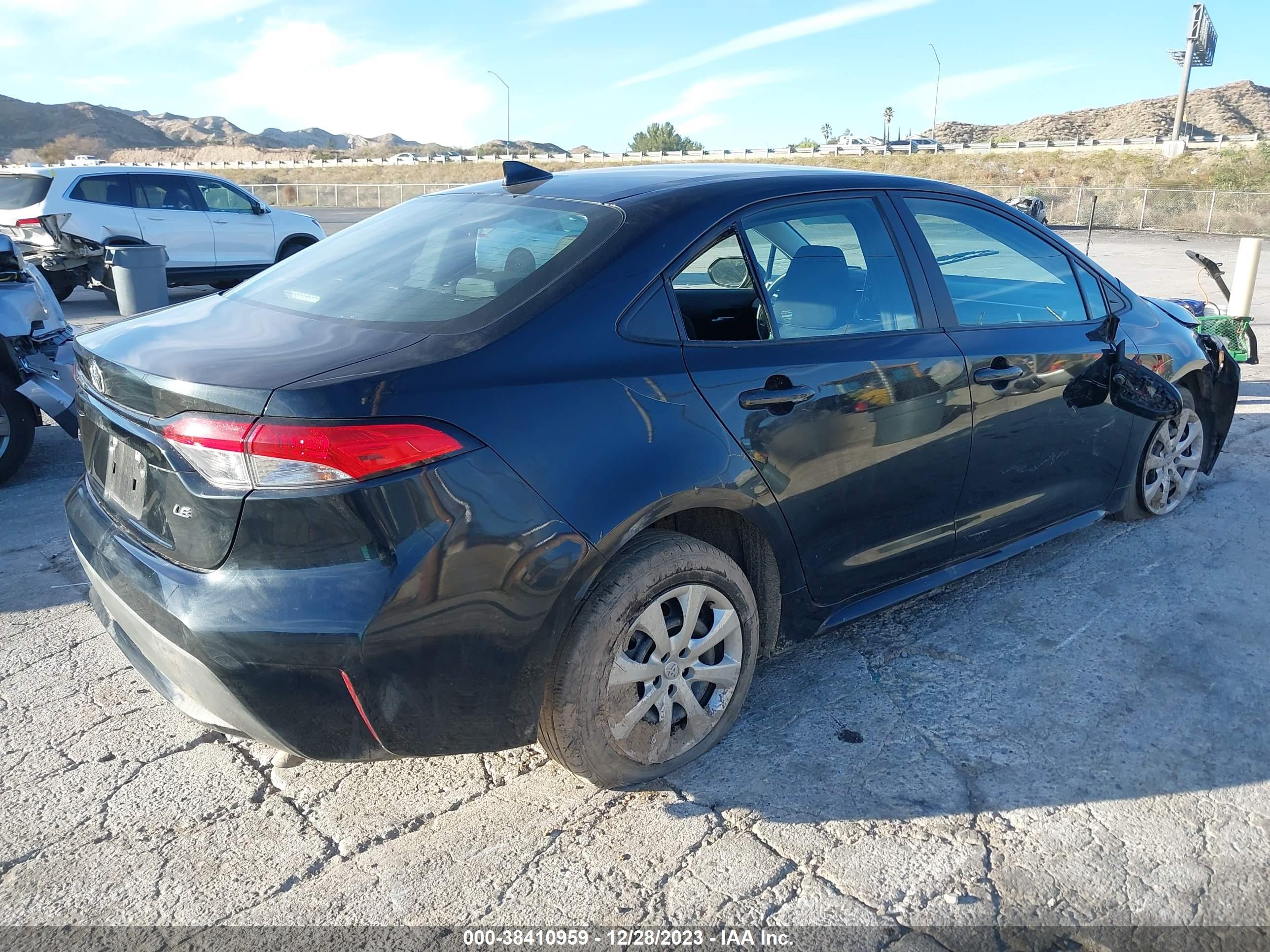2021 TOYOTA COROLLA — VIN 5YFEPMAE4MP241039 — photo 4