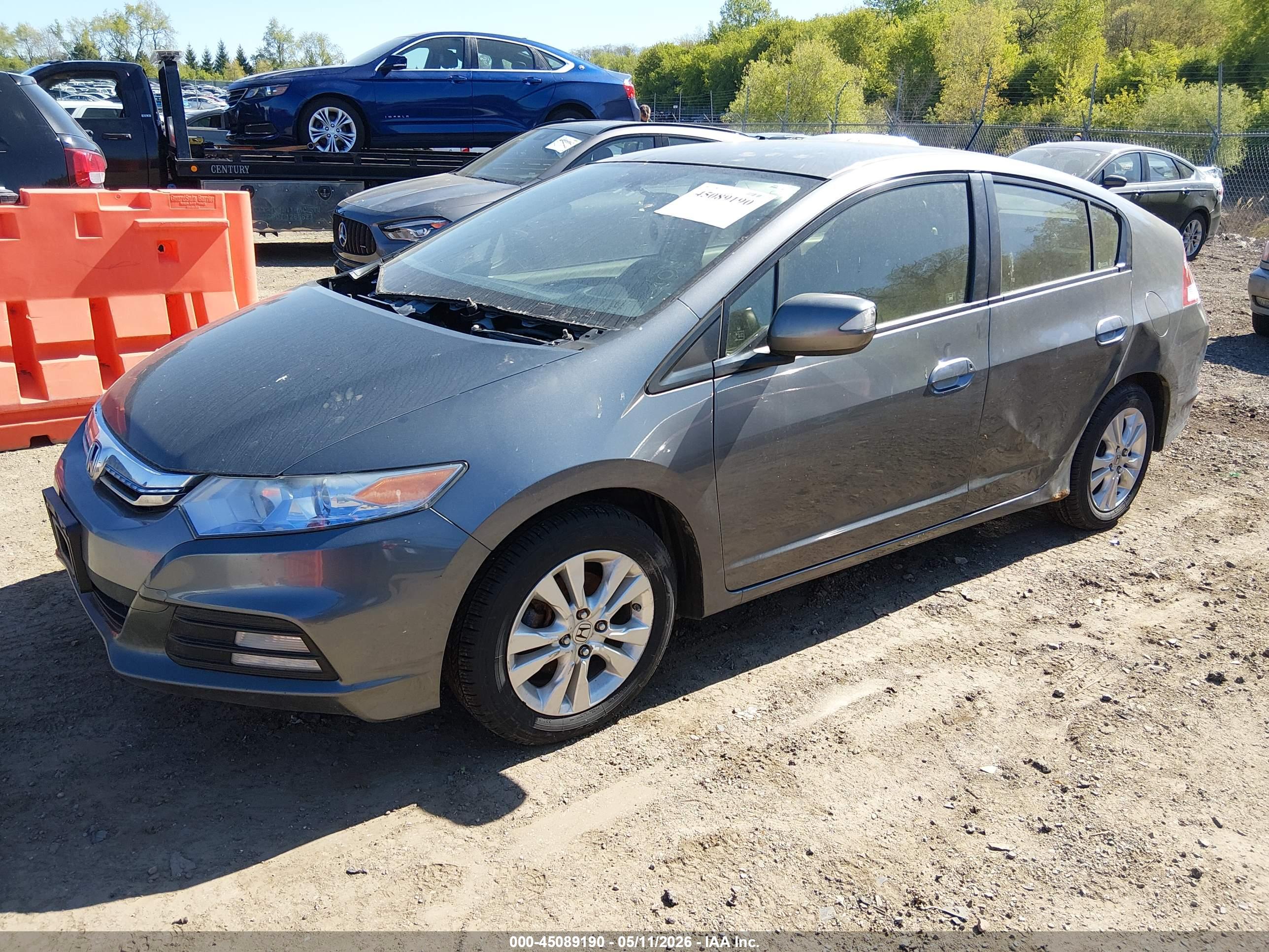 2013 HONDA Insight — VIN JHMZE2H76DS001832 — photo 2