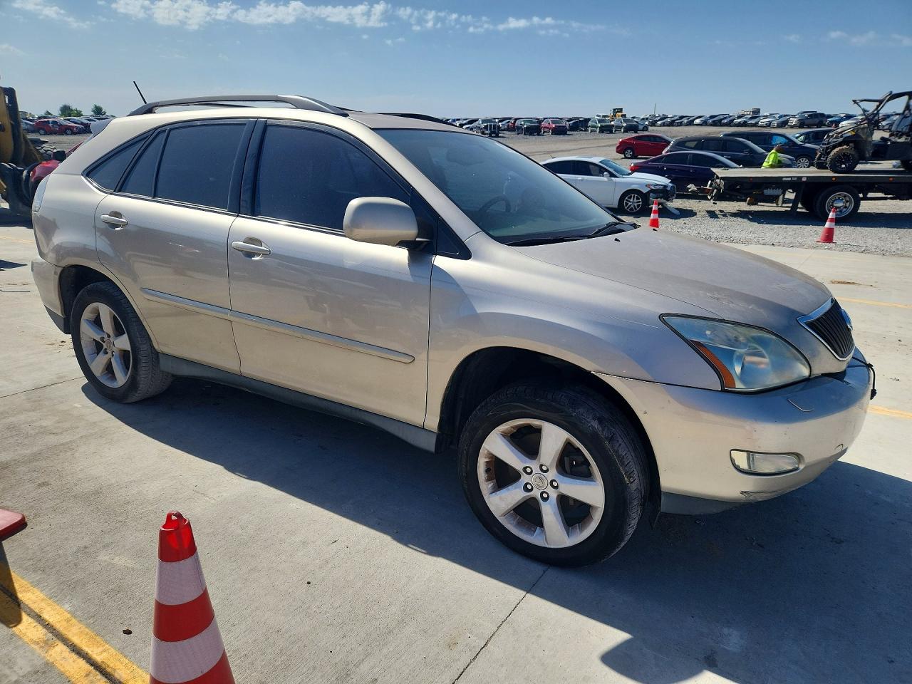 2006 LEXUS RX — VIN 2T2GA31U36C043997 — photo 4