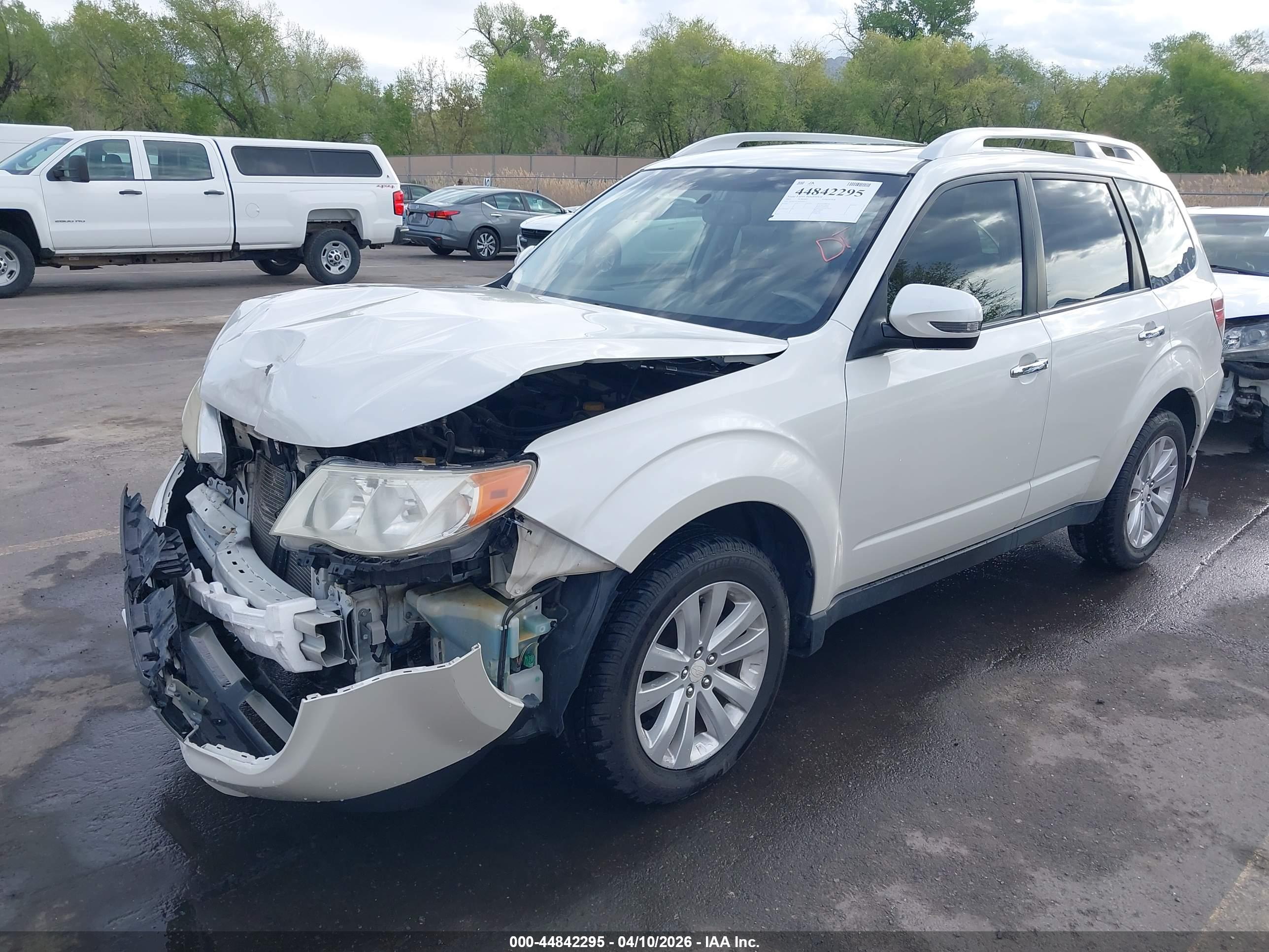 2012 SUBARU Forester — VIN JF2SHAGC4CH444237 — photo 2
